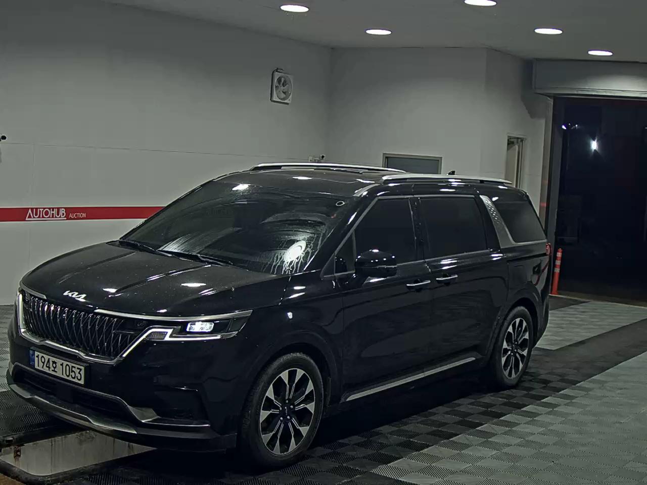 KIA CARNIVAL (KA4)