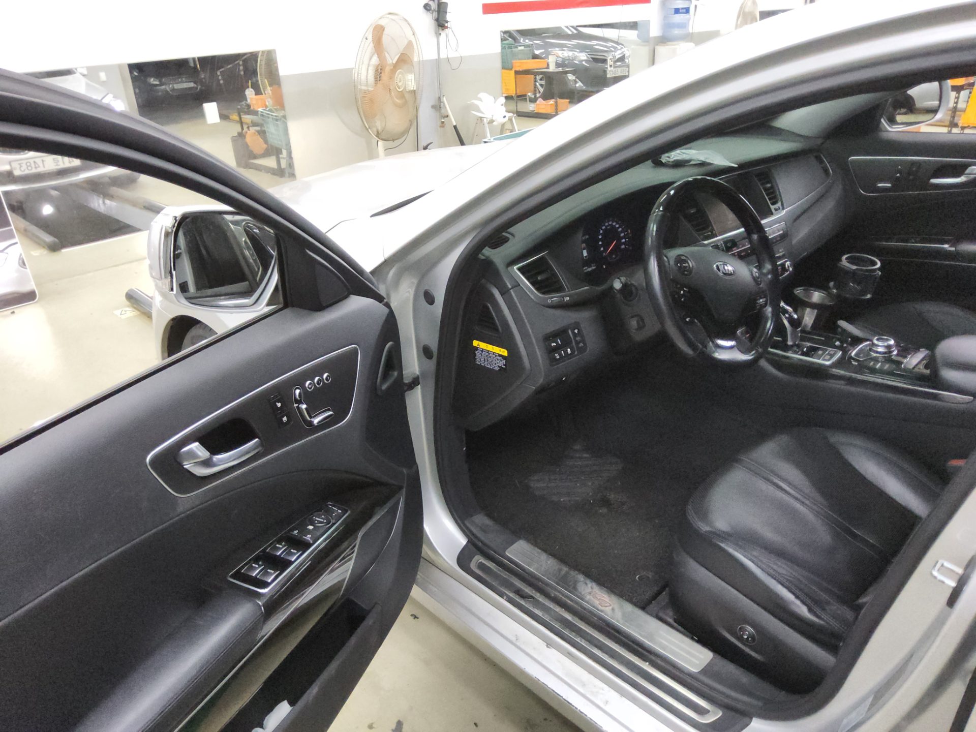 2014 - kia k9