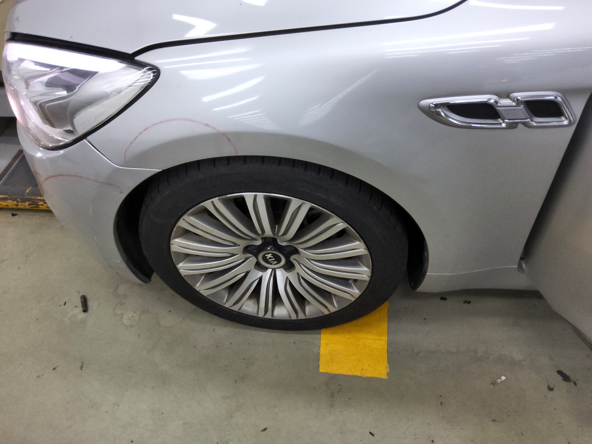 2014 - kia k9