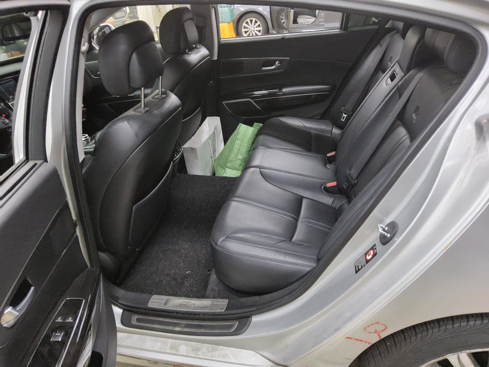 2014 - kia k9