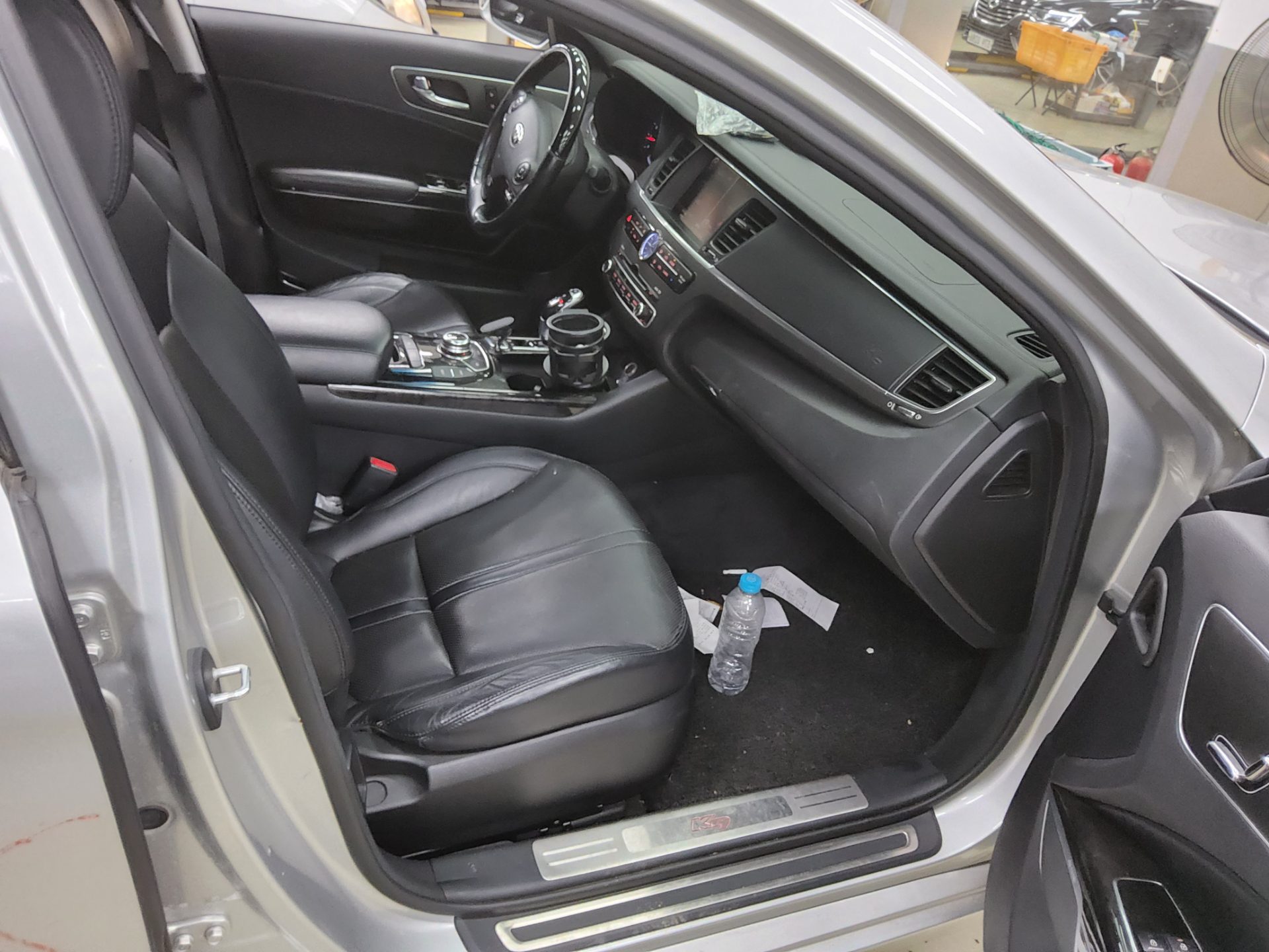 2014 - kia k9