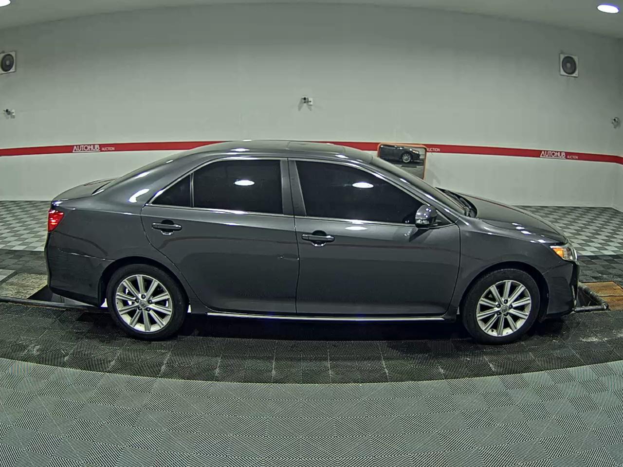 2014 - toyota camry