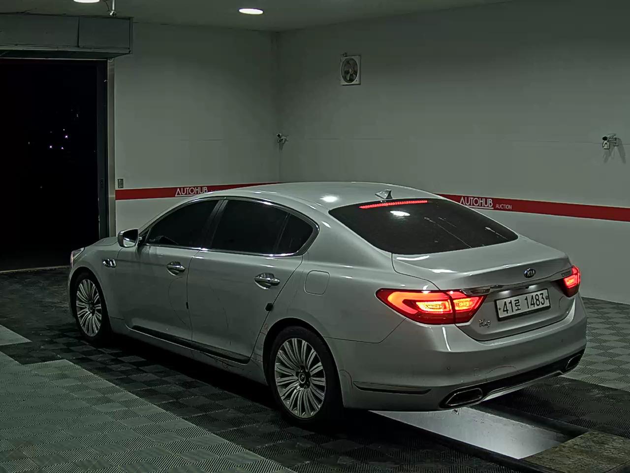 2014 - kia k9
