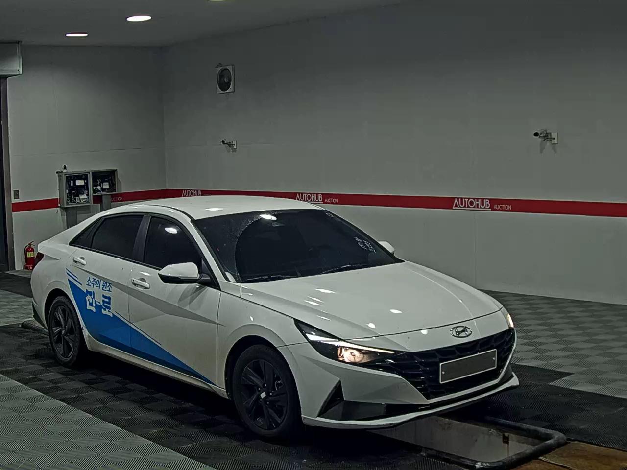 2023 - hyundai avante