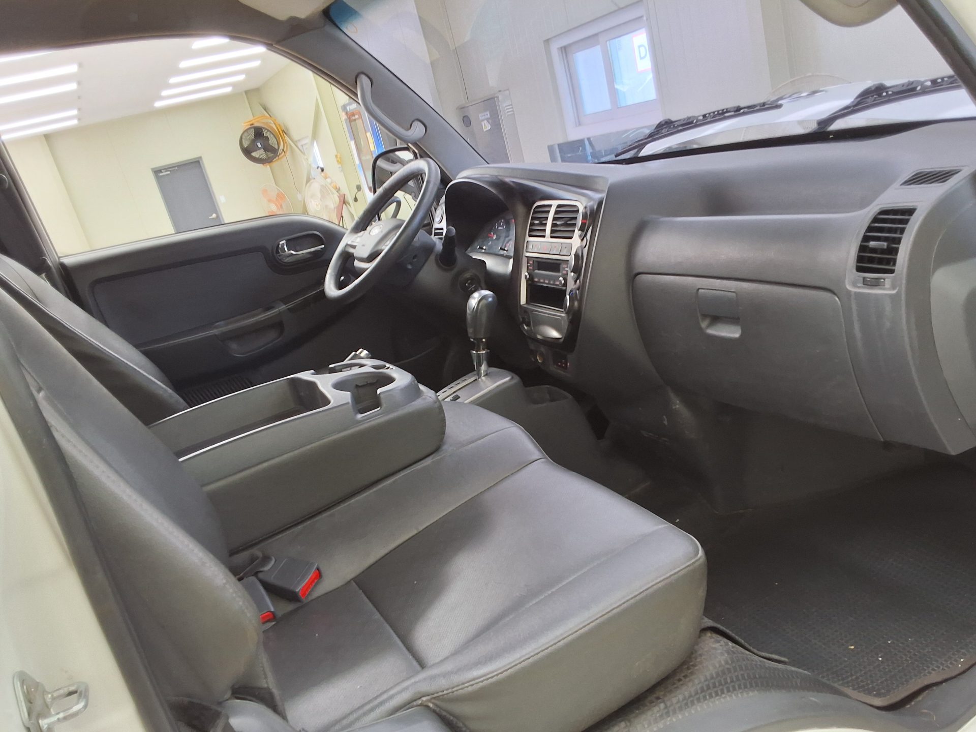 2017 - kia bongo