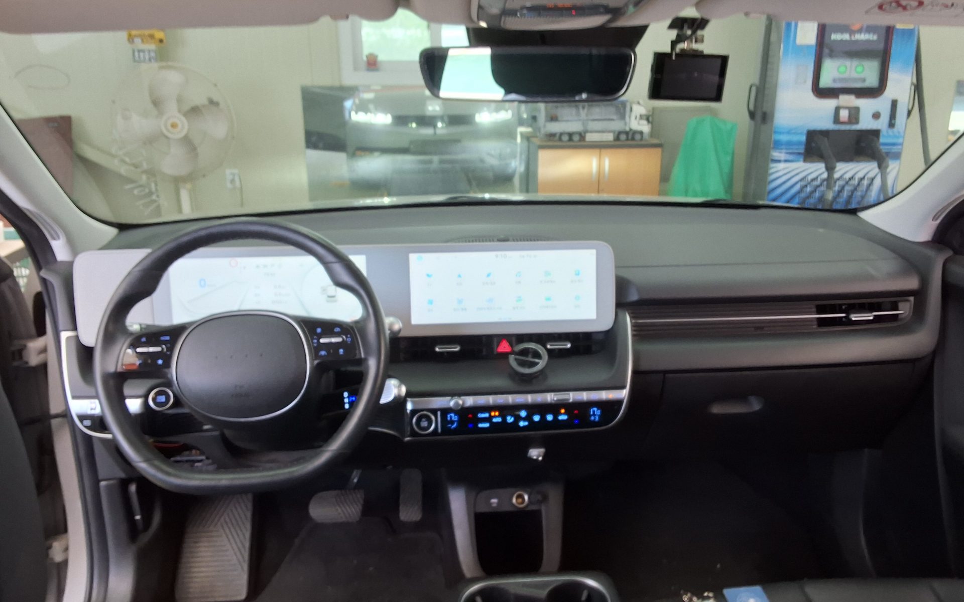 2022 - hyundai ioniq