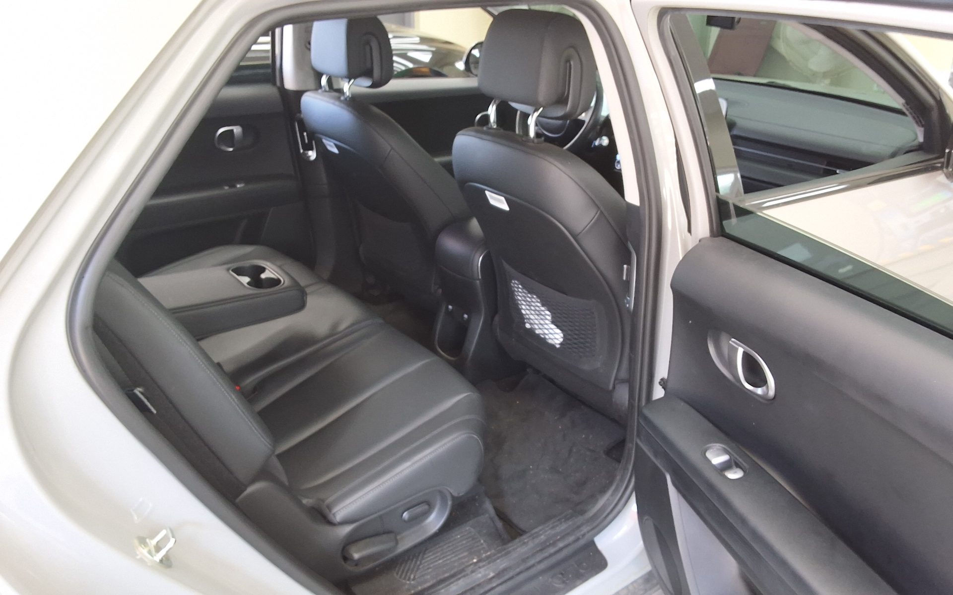 2022 - hyundai ioniq