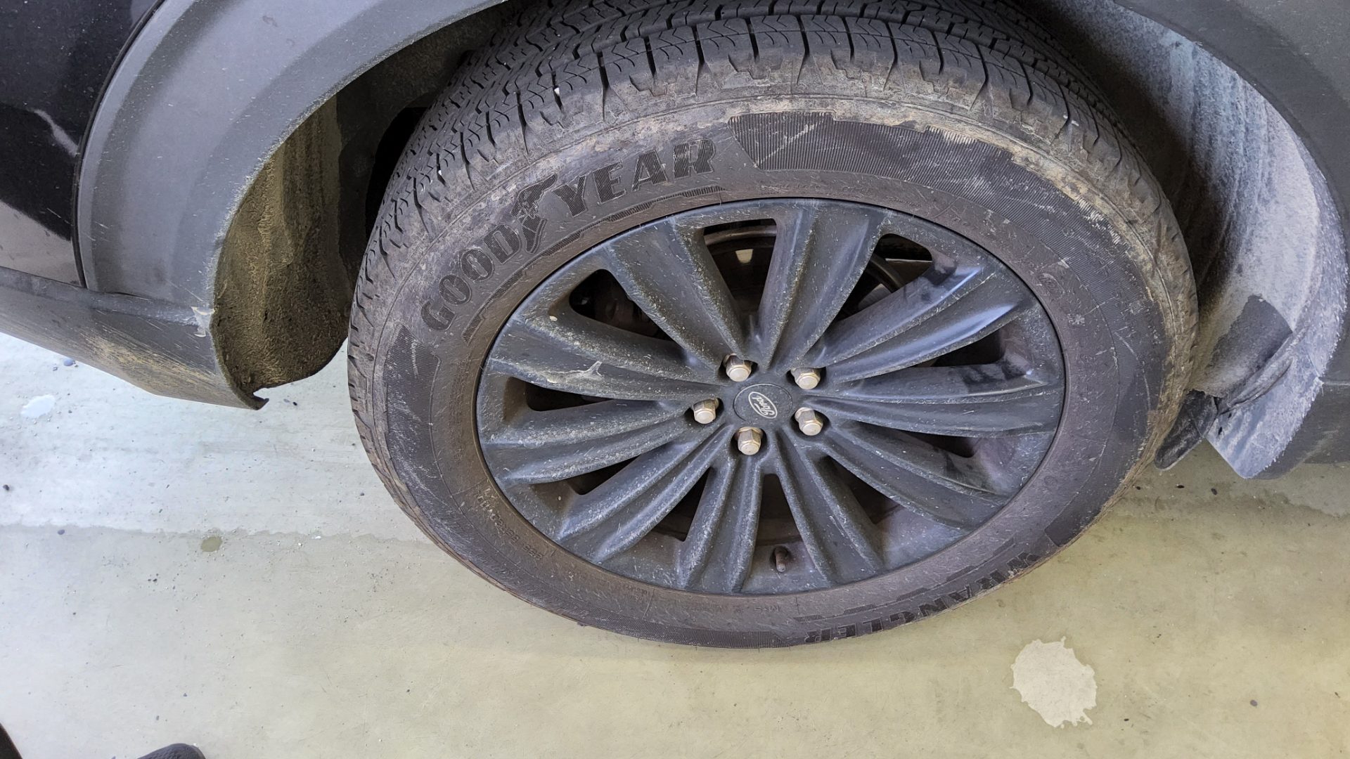 2021 - ford explorer