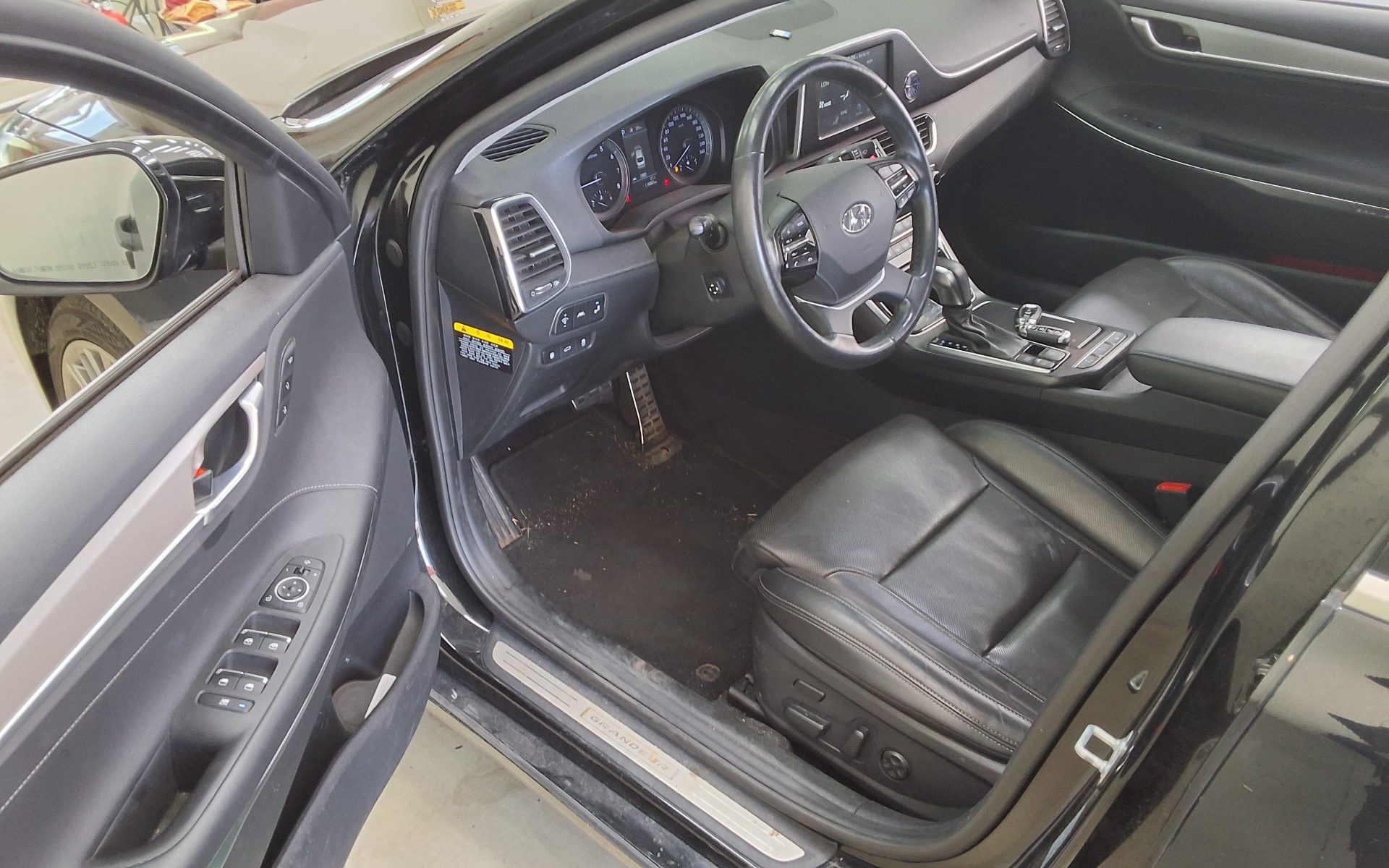 2019 - hyundai grandeur