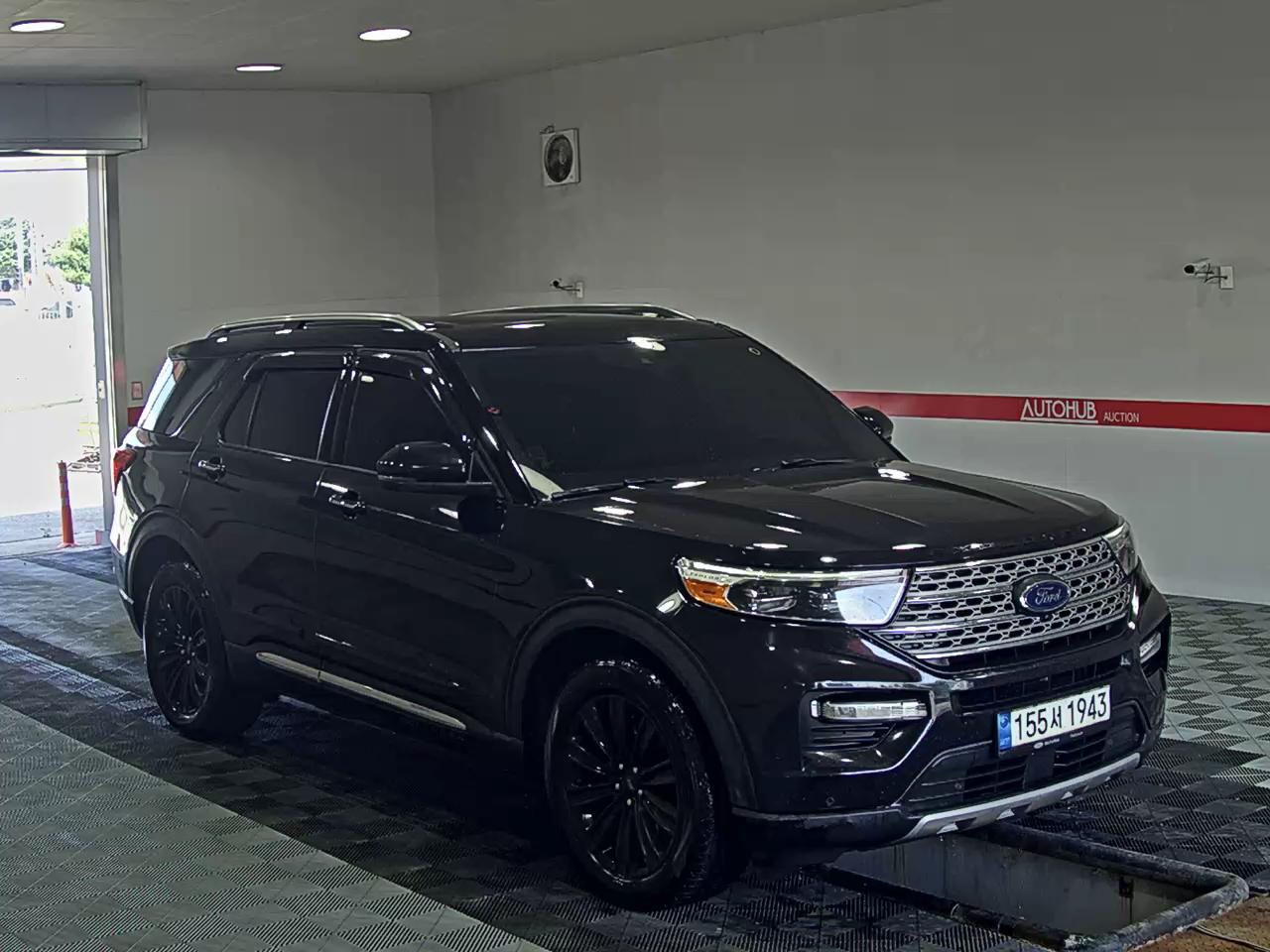 2021 - ford explorer