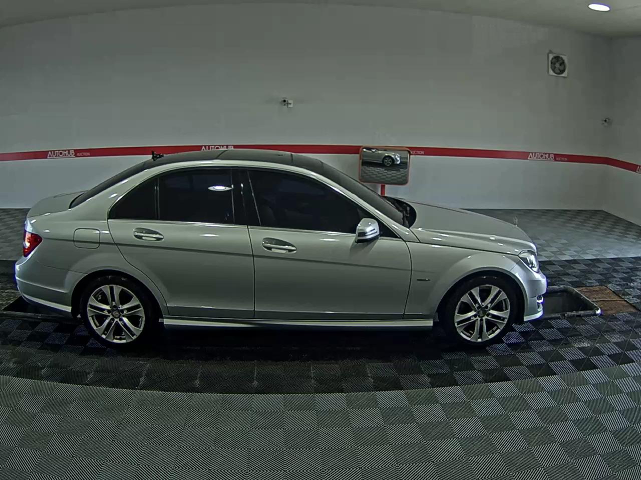 2012 - mercedes-benz c220