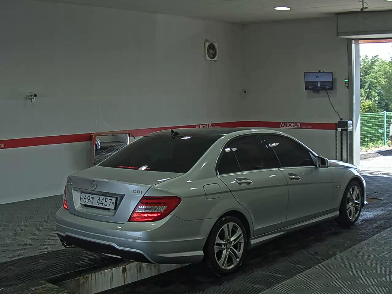 2012 - mercedes-benz c220