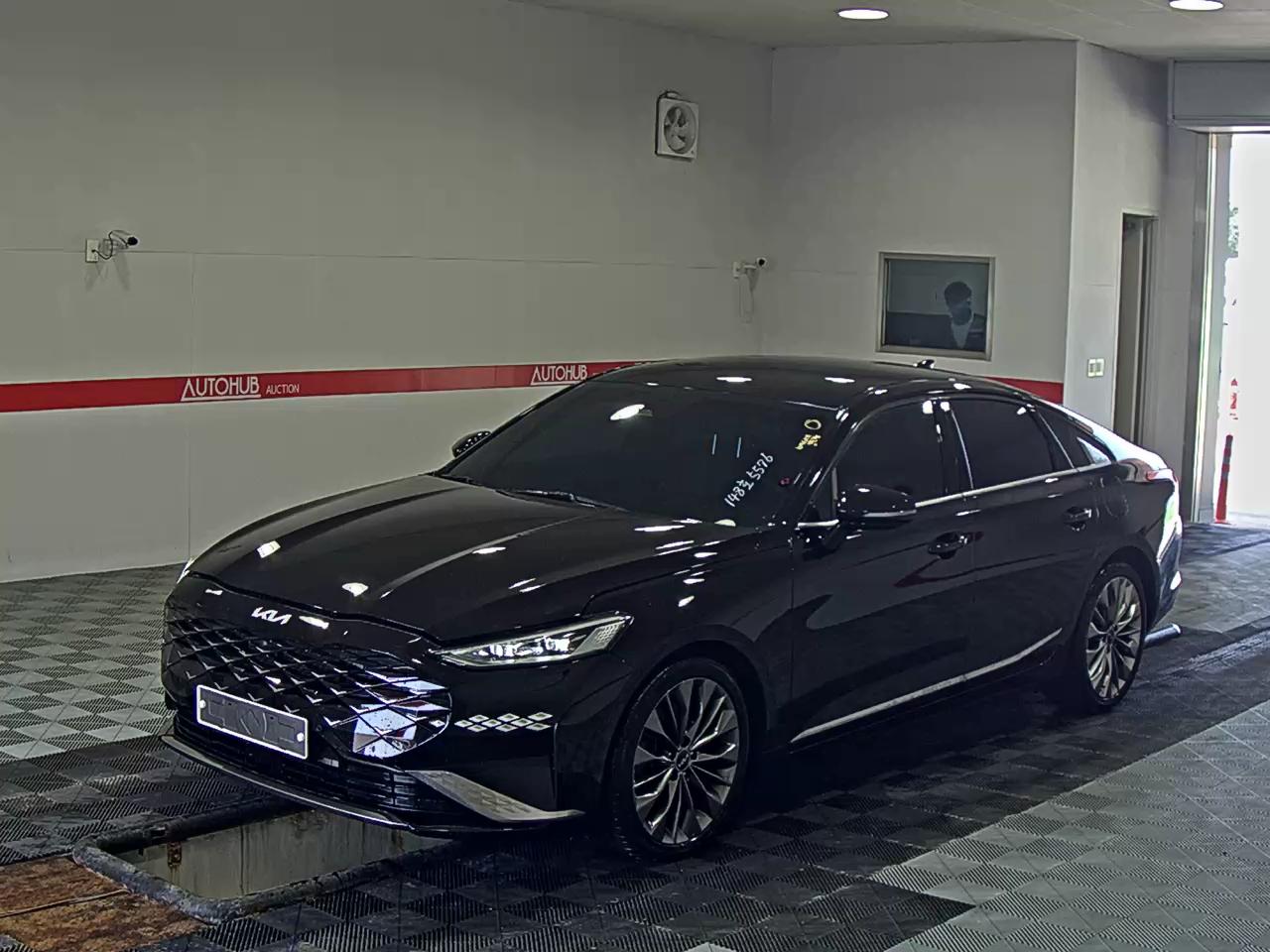 2022 - kia k8