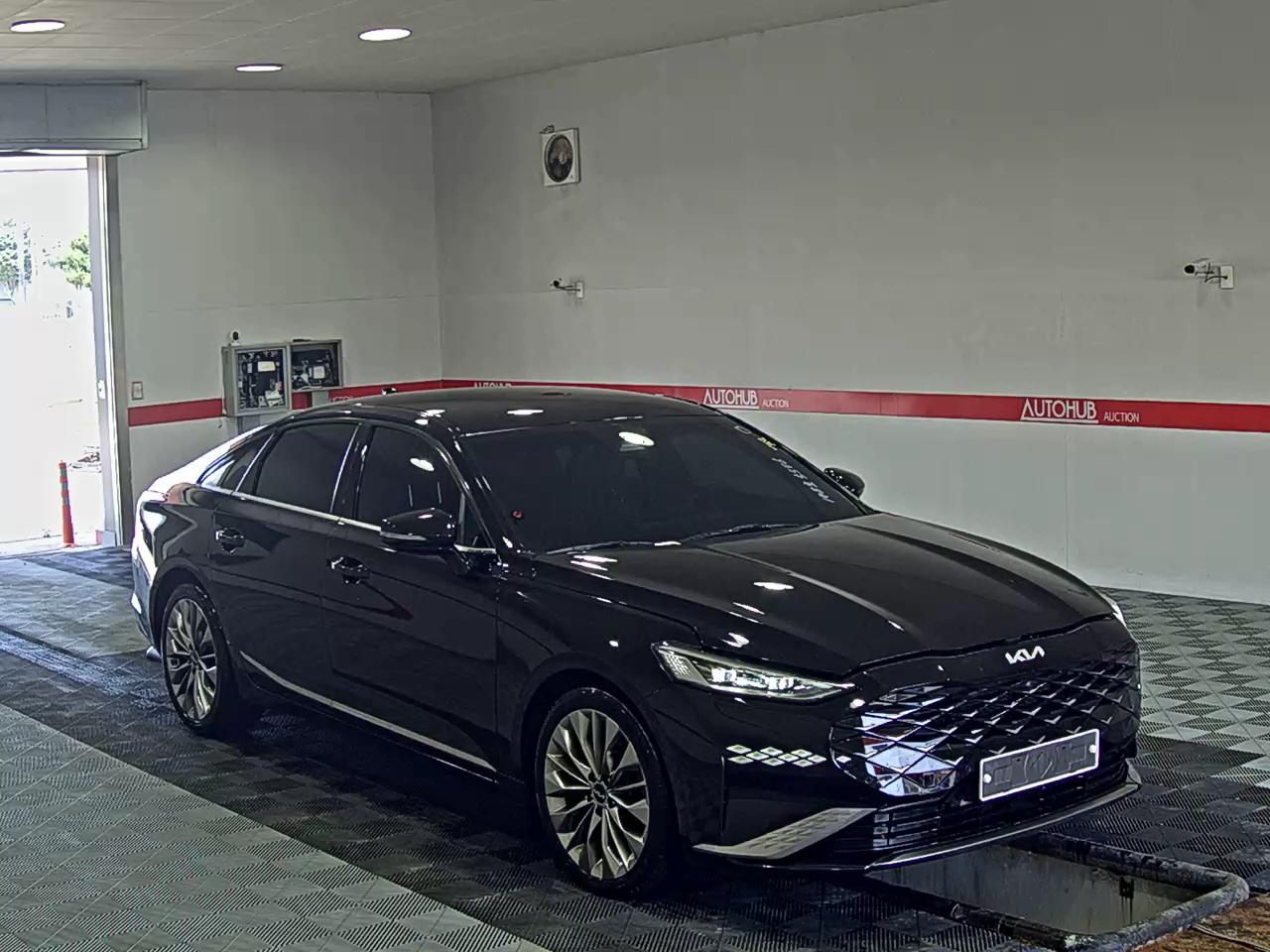 2022 - kia k8