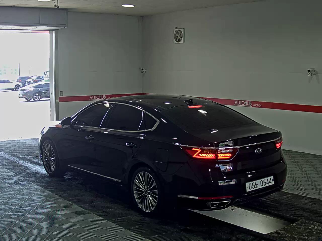 2016 - kia k7