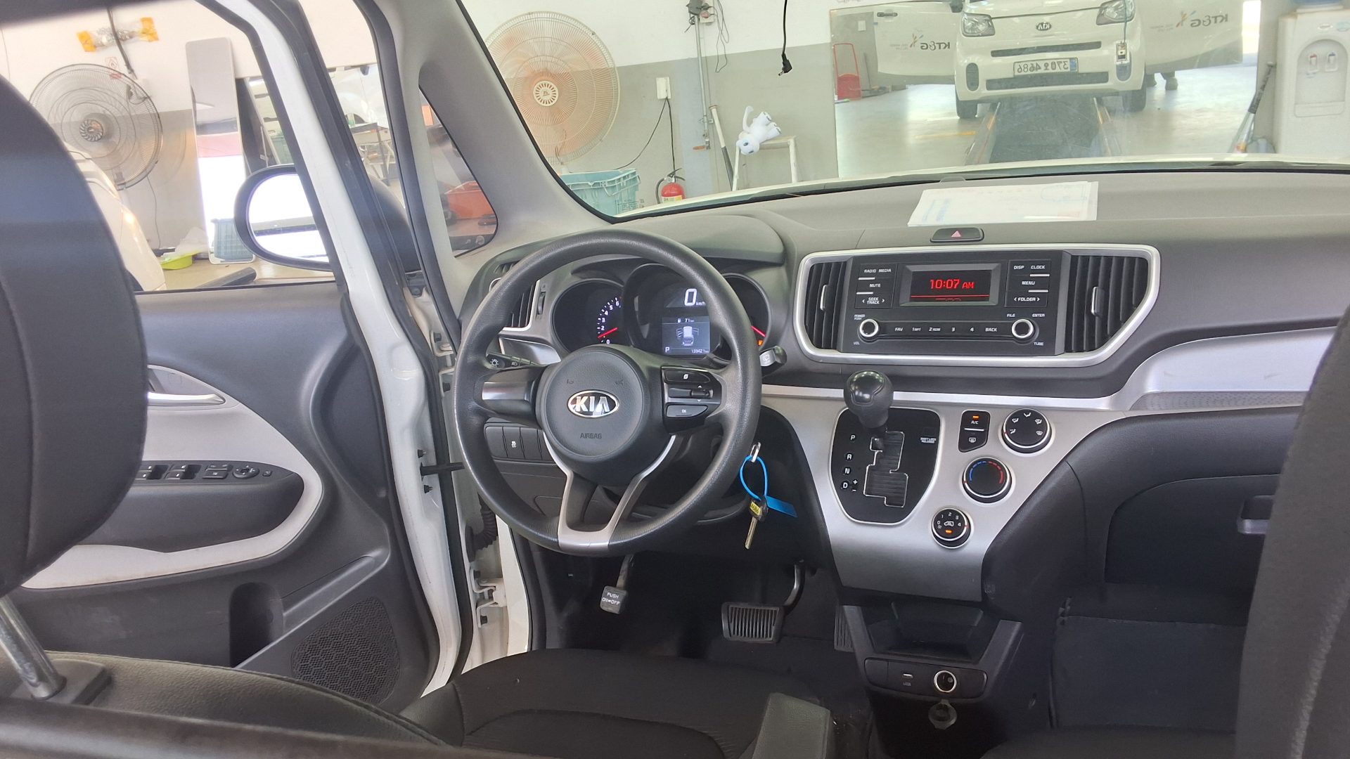 2021 - kia ray