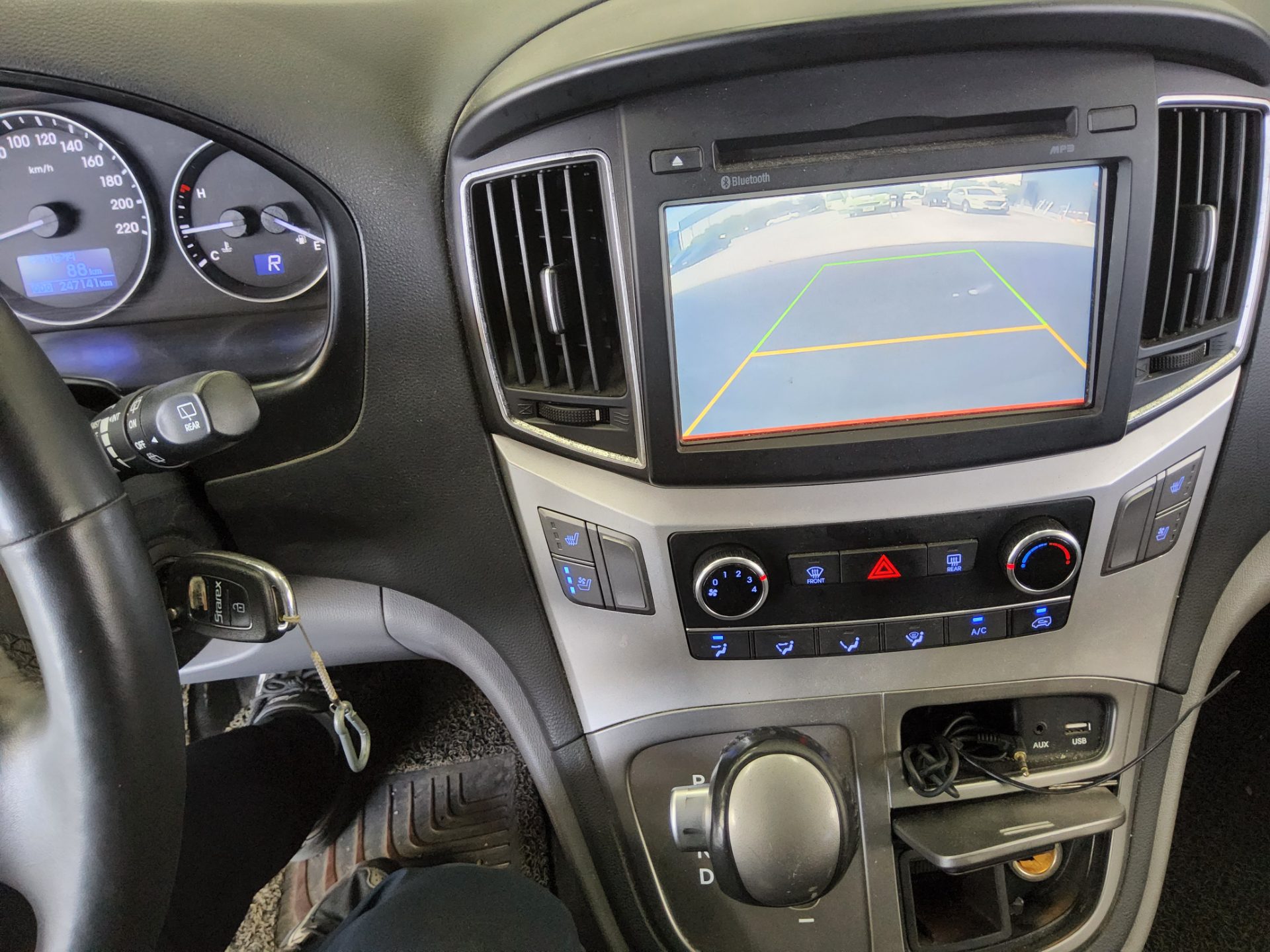 2020 - hyundai grand starex