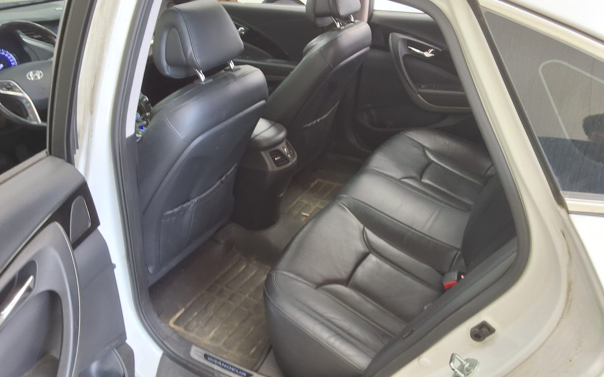 2016 - hyundai grandeur
