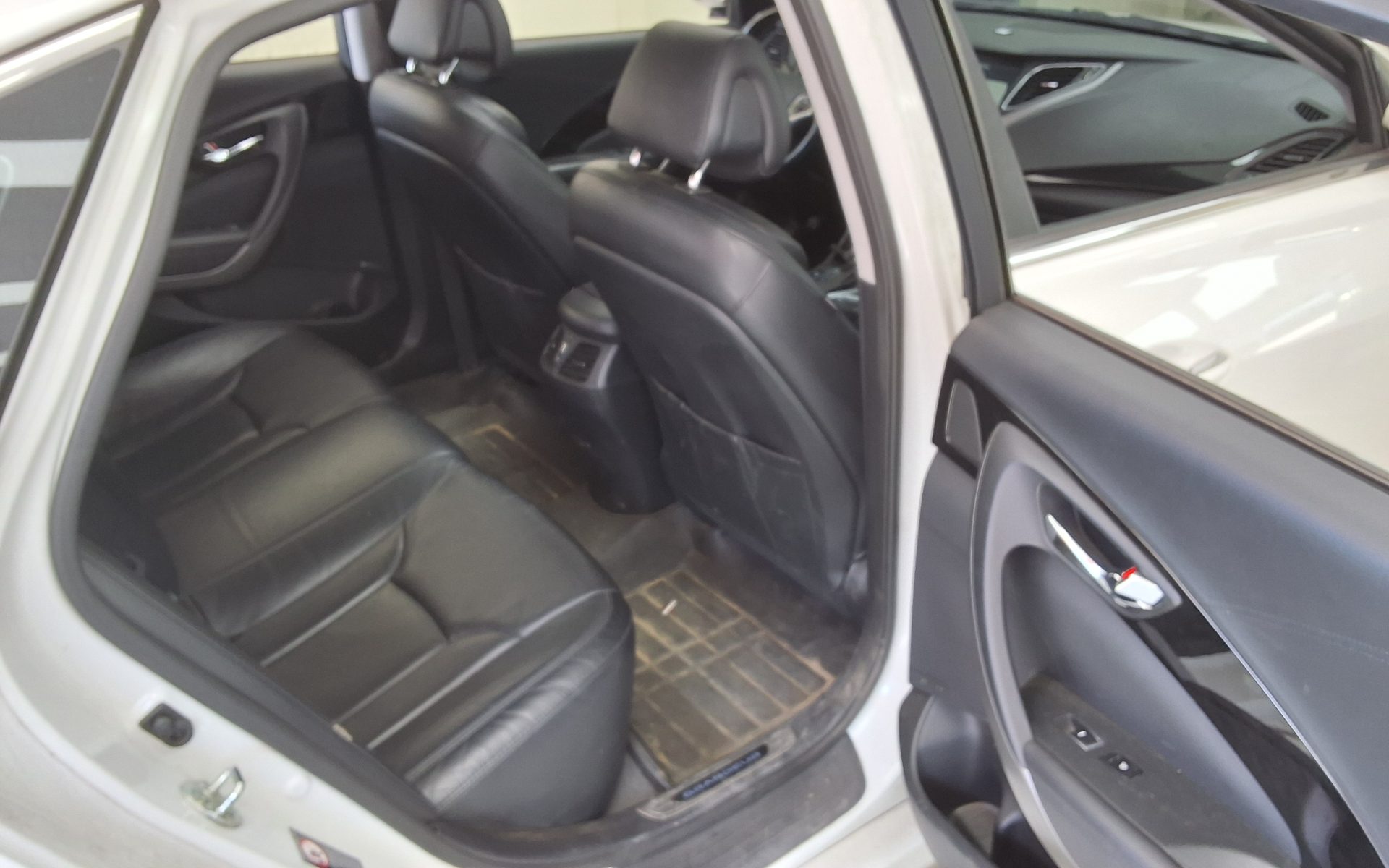 2016 - hyundai grandeur