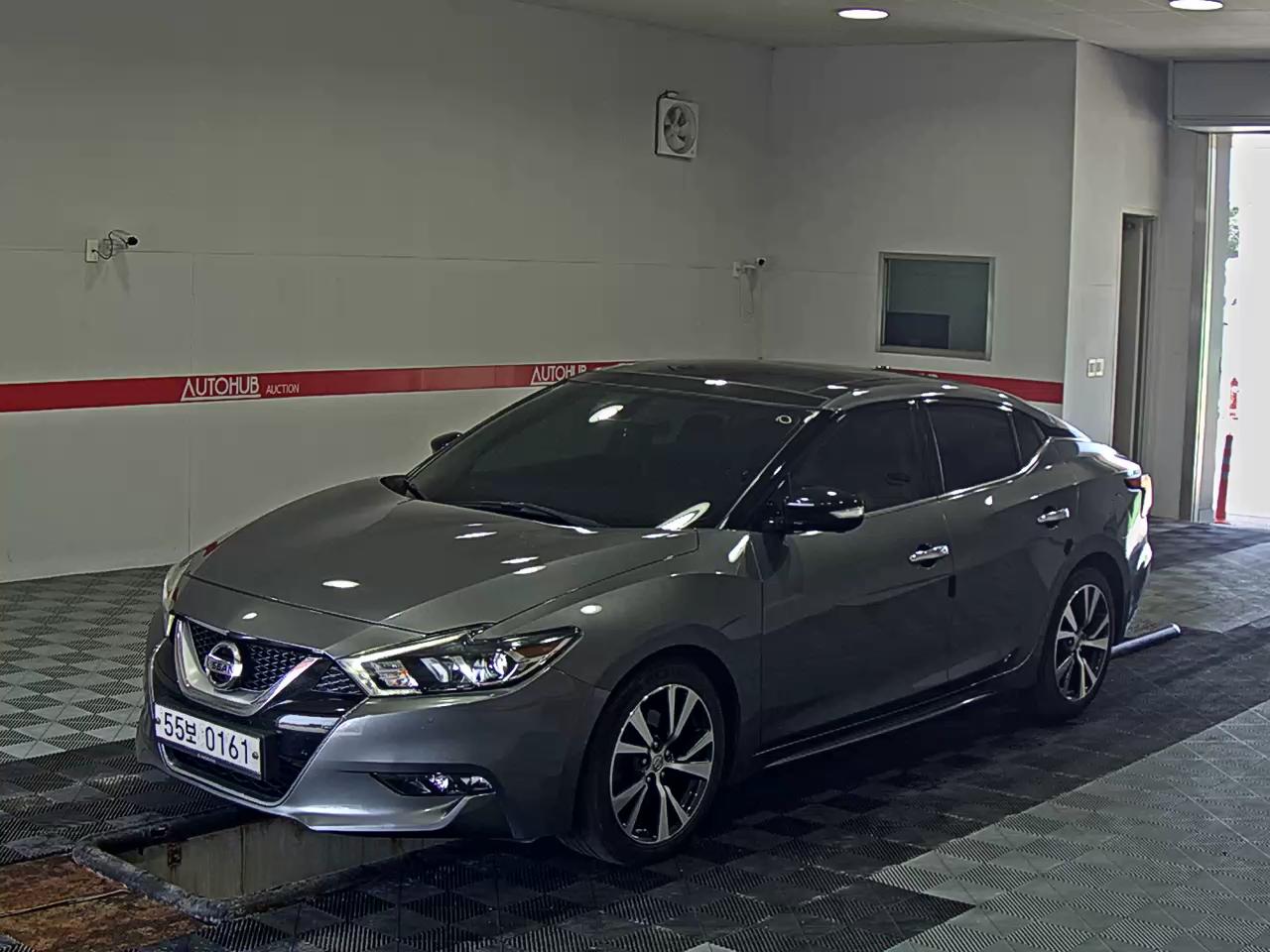 2016 - nissan maxima