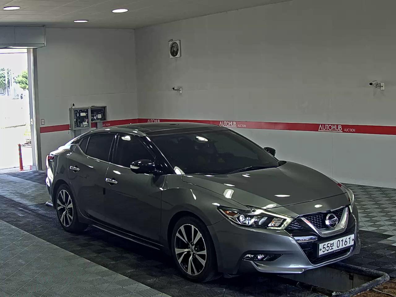 2016 - nissan maxima