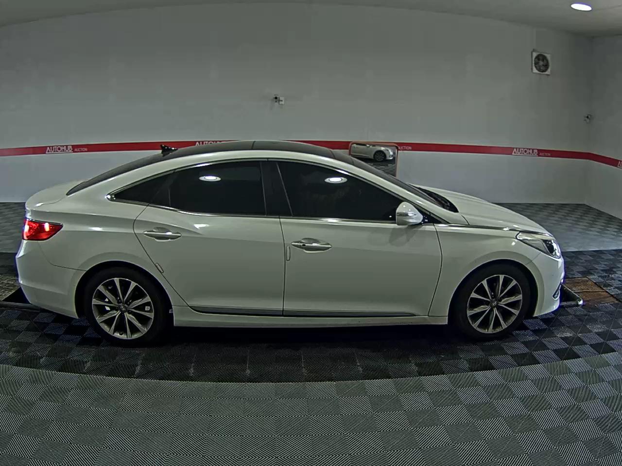 2016 - hyundai grandeur