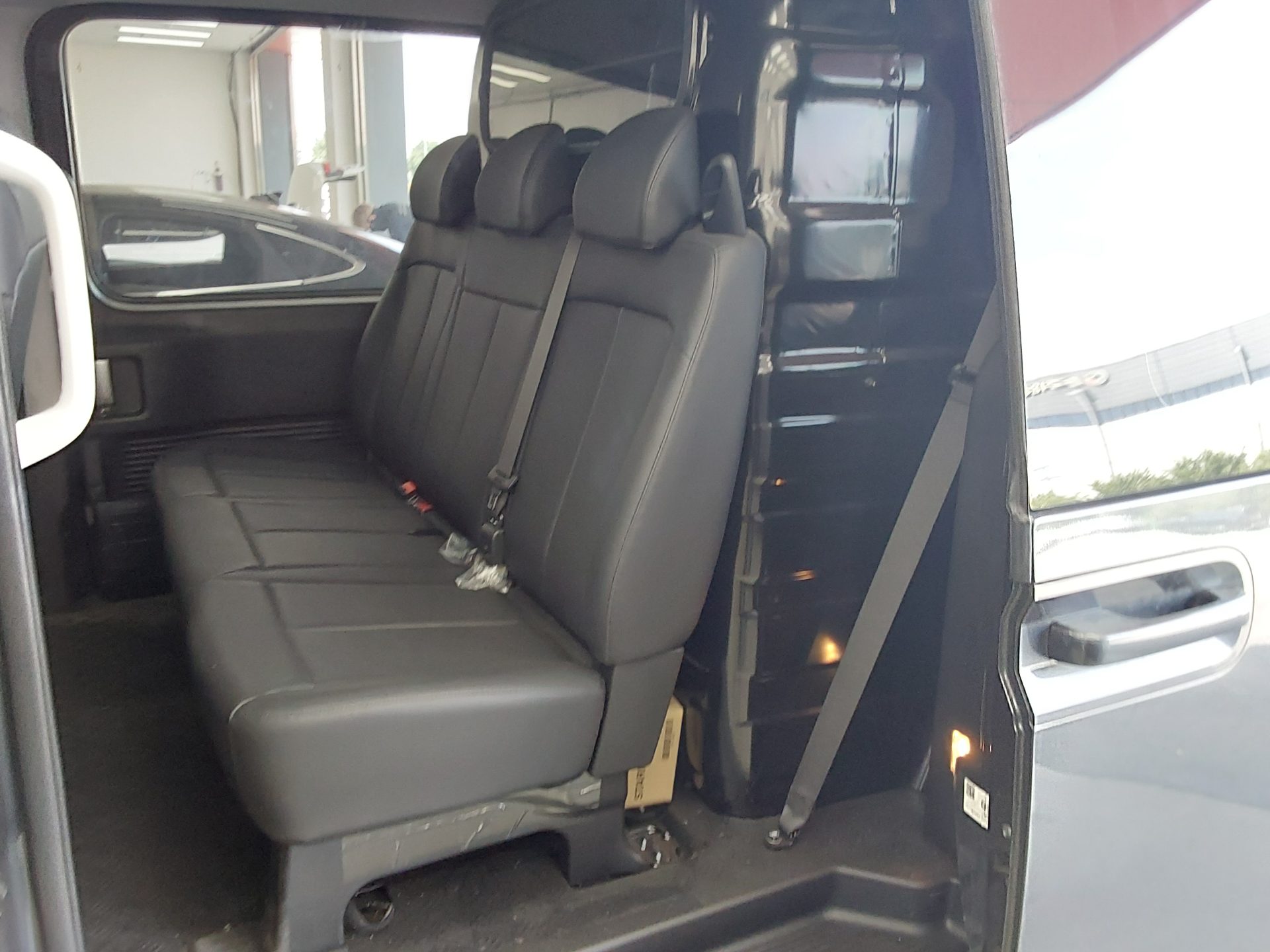 2025 - hyundai staria