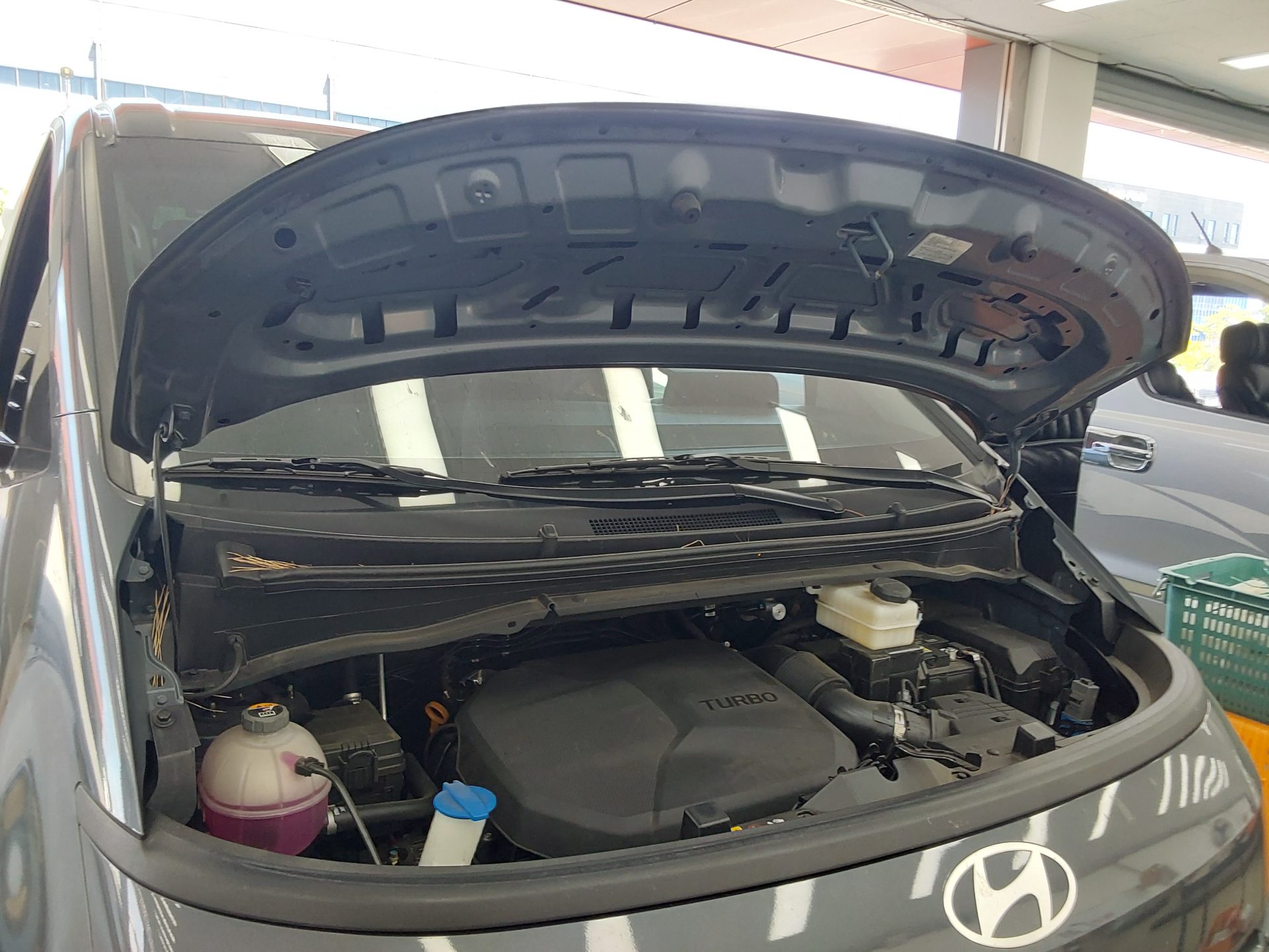 2025 - hyundai staria
