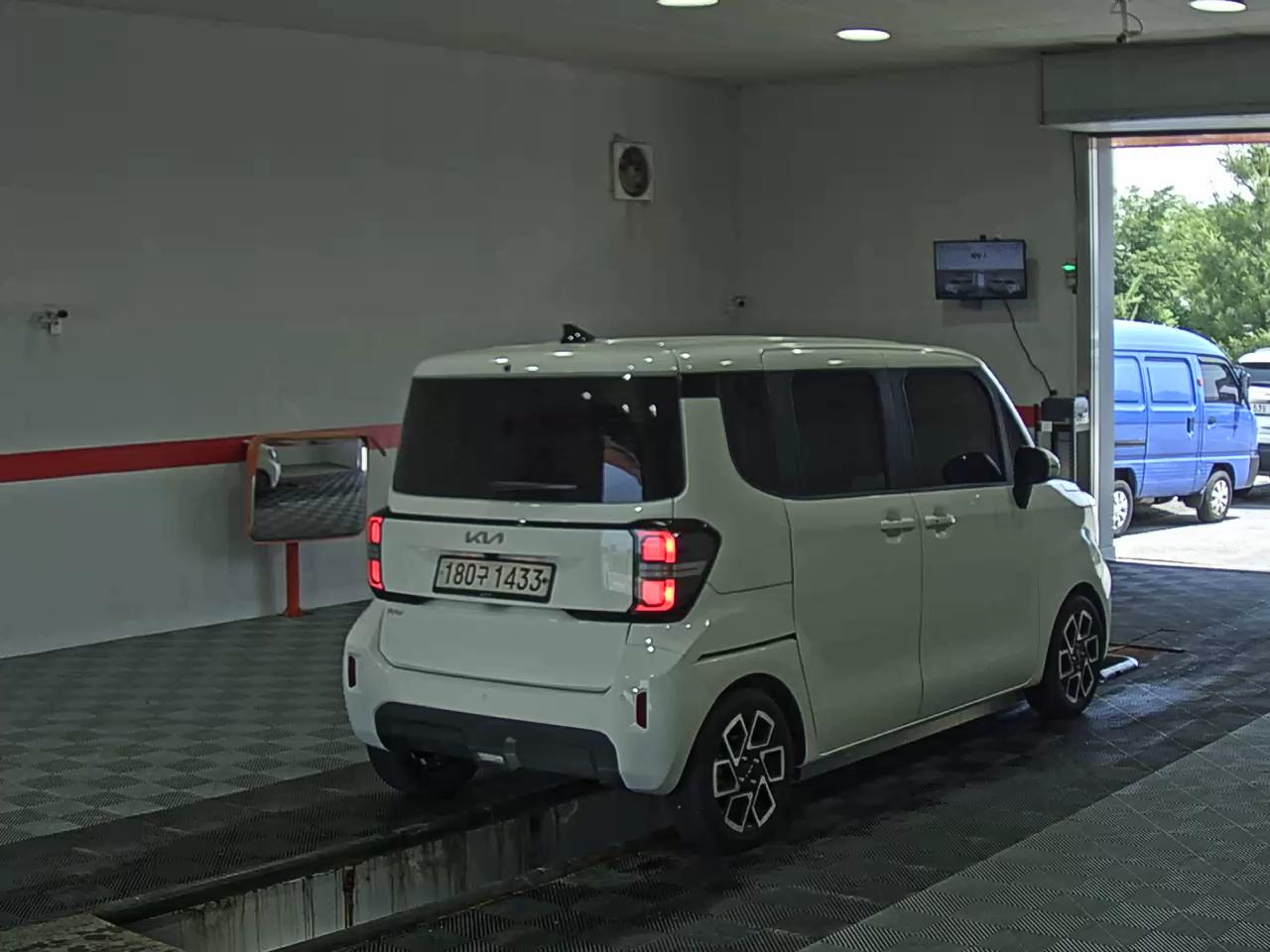 2025 - kia ray