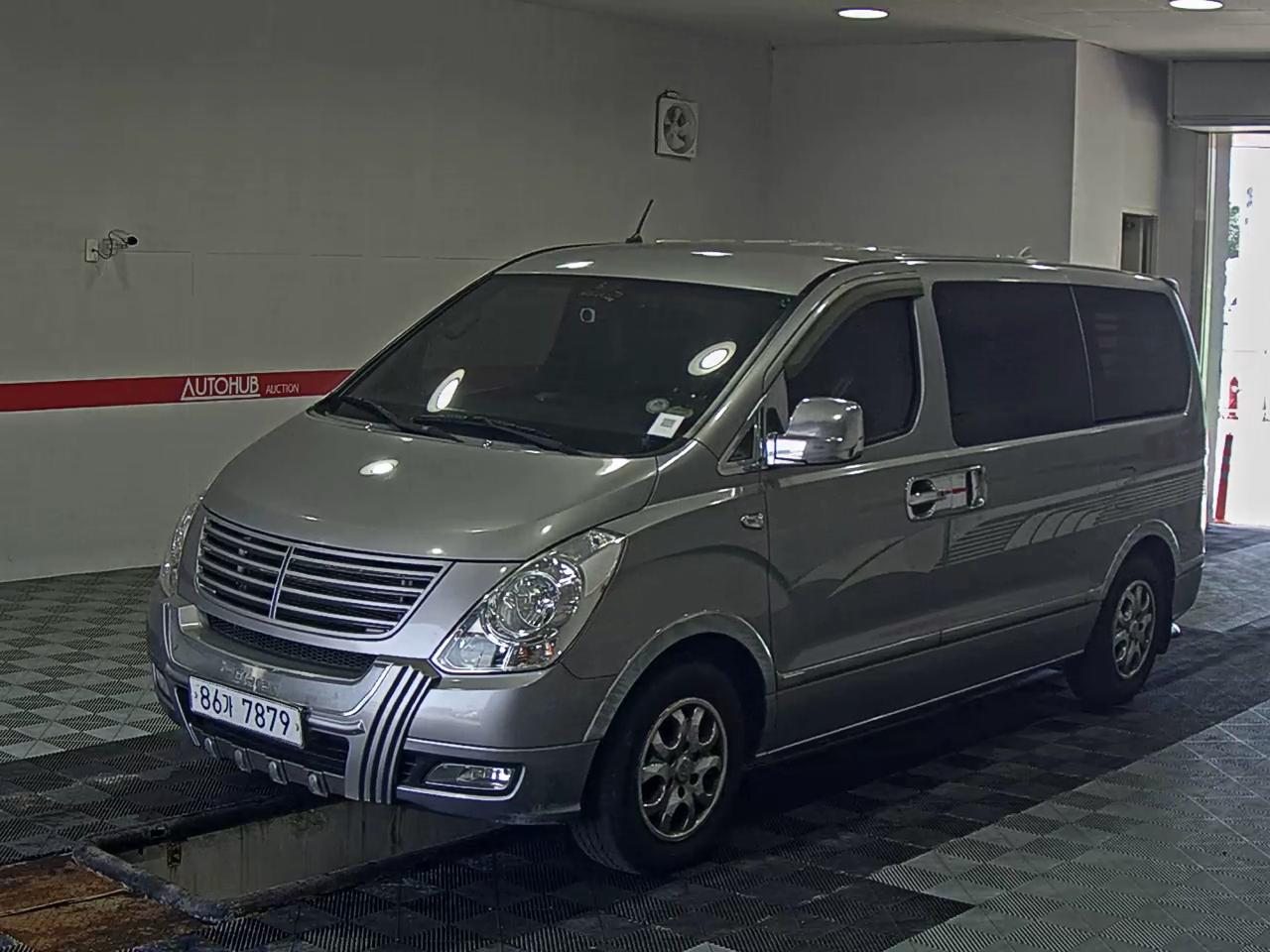 HYUNDAI GRAND STAREX CVX
