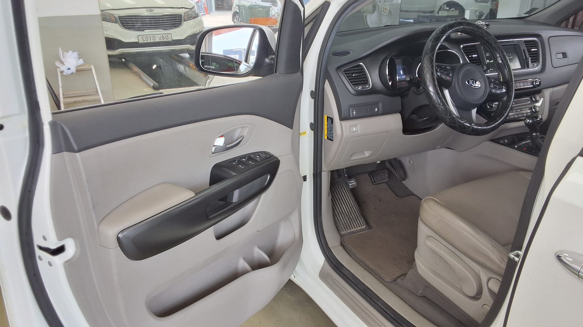 2016 - kia carnival