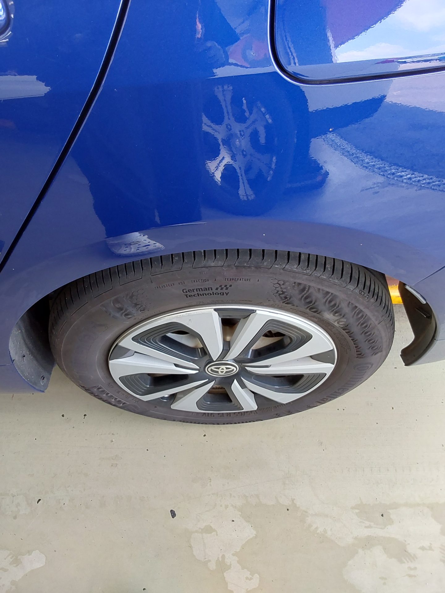 2017 - toyota prius