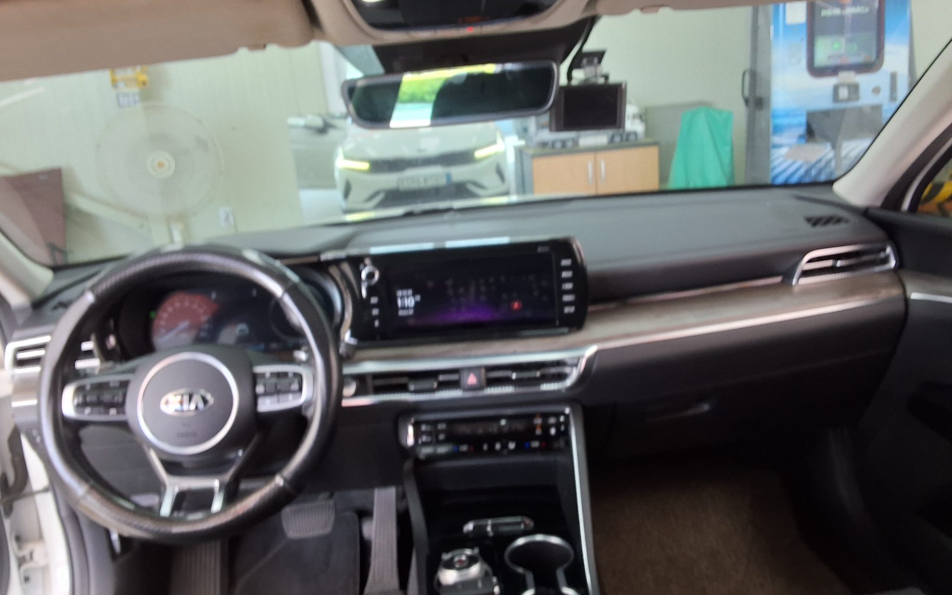2021 - kia k5