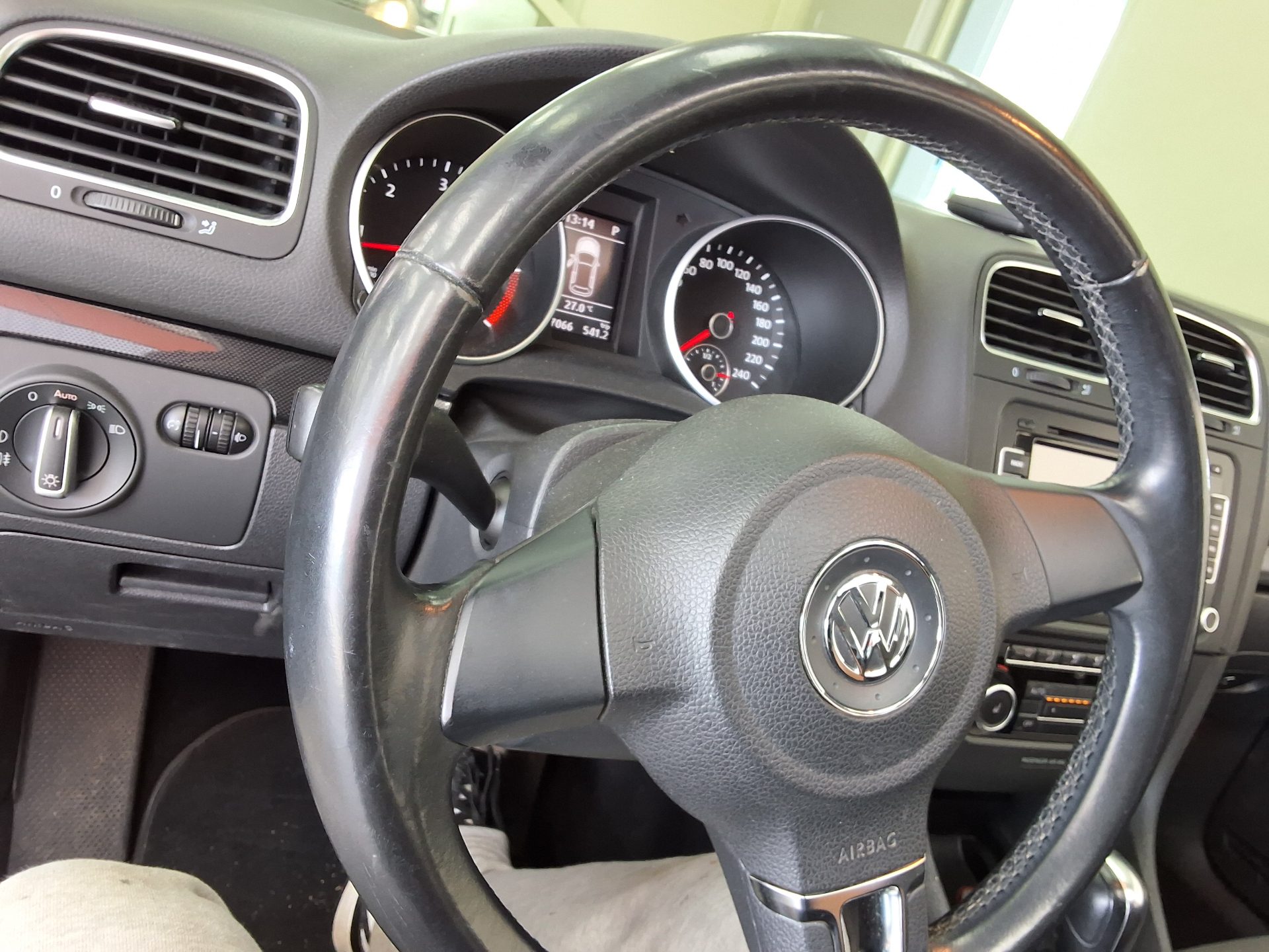 2012 - volkswagen golf