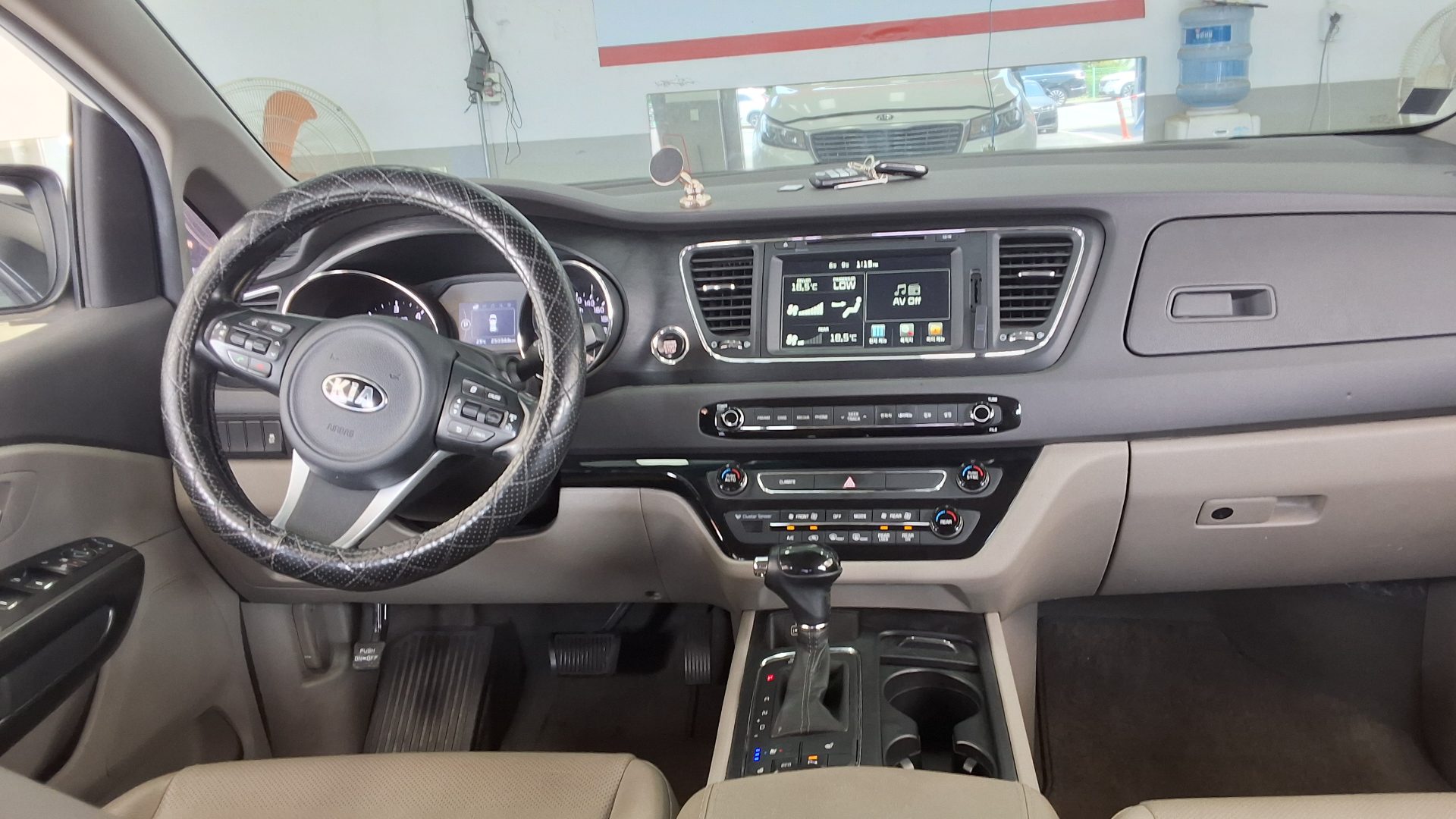 2016 - kia carnival