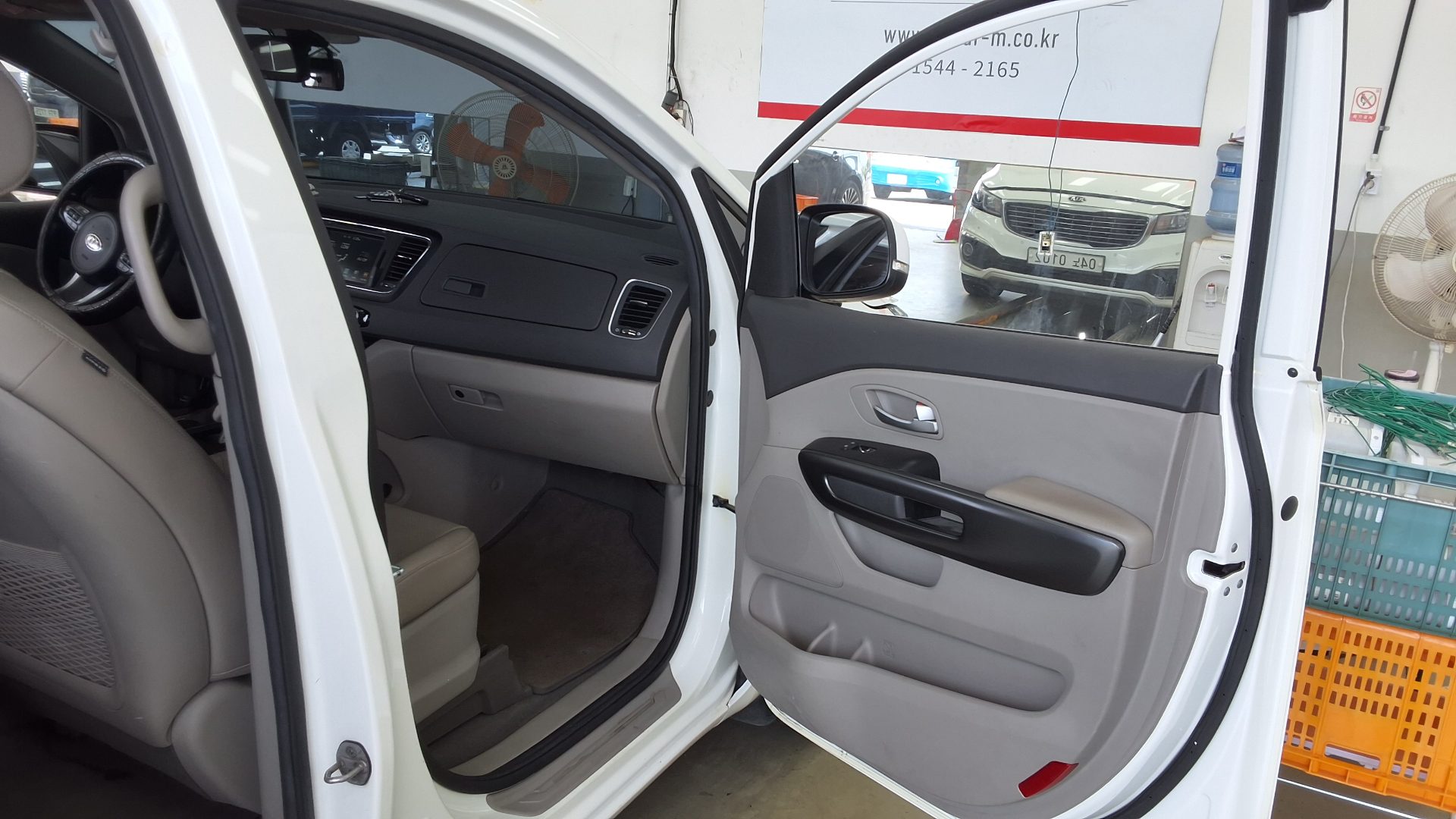 2016 - kia carnival