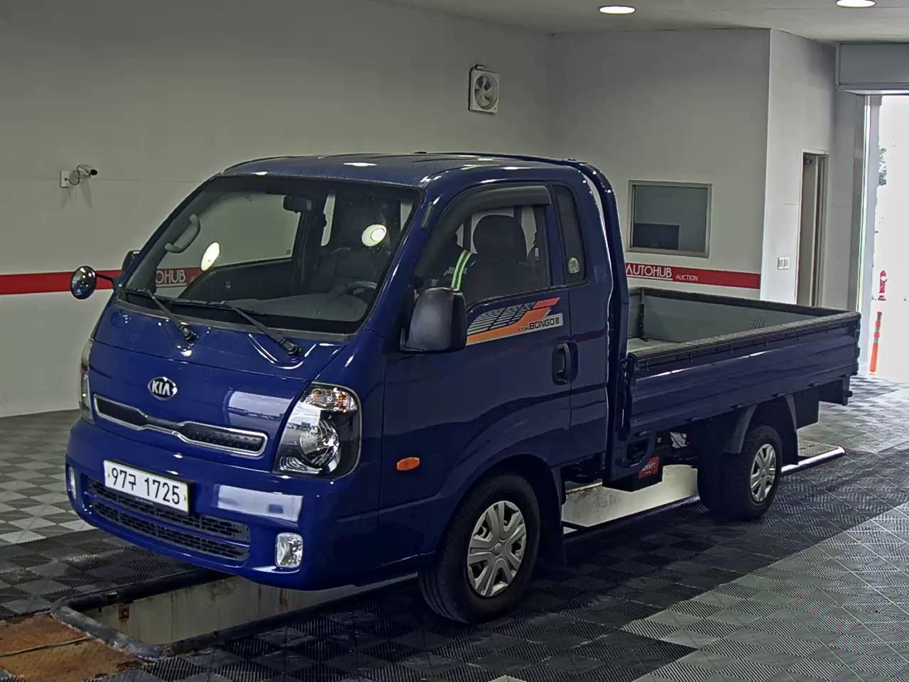KIA BONGO III CARGO KING CAB EXTRA WHEELBASE