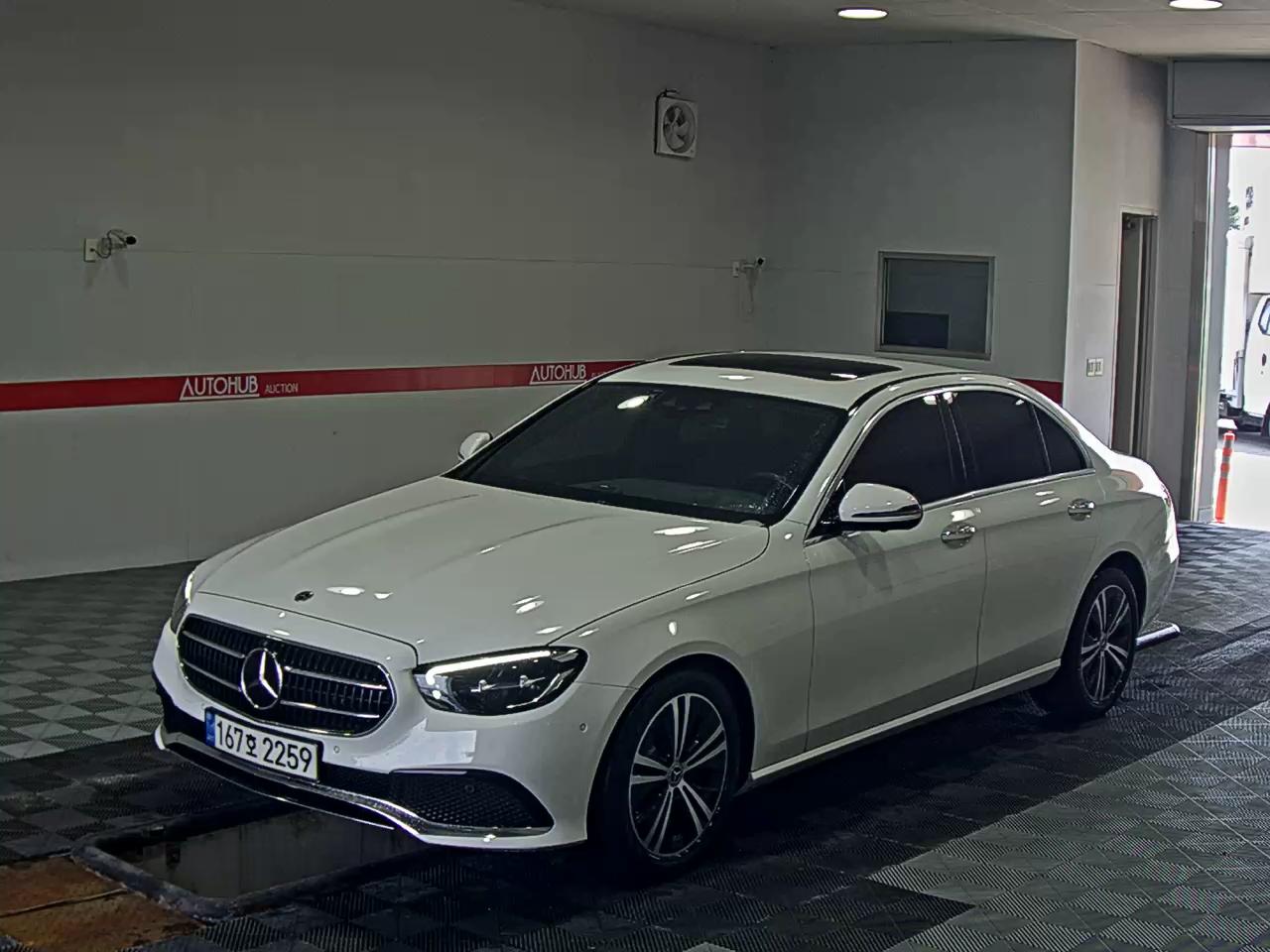 MERCEDES-BENZ CLASS (5TH GEN) E250 AVANTGARDE
