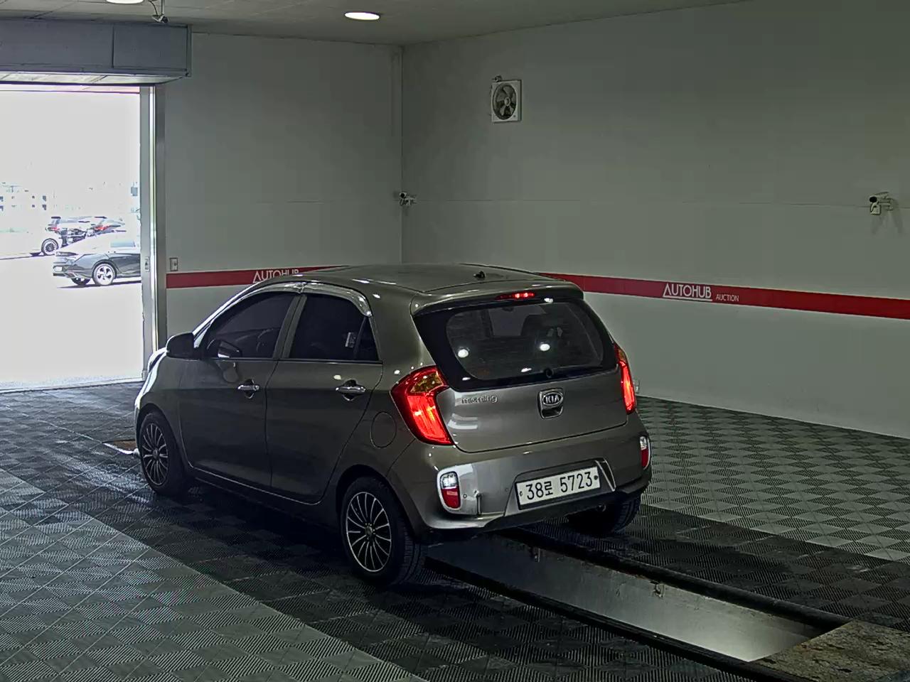 2012 - kia morning