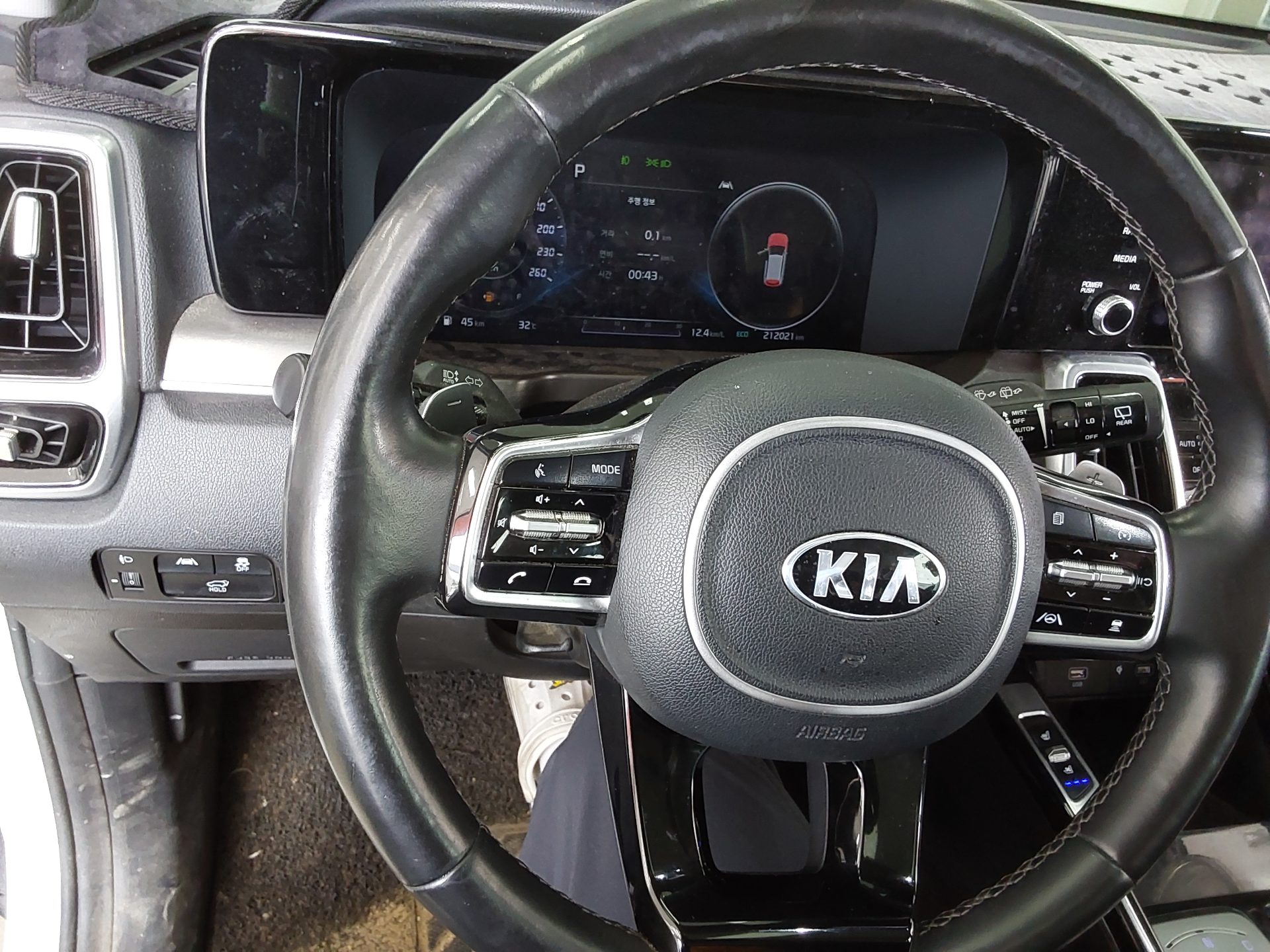 2021 - kia sorento