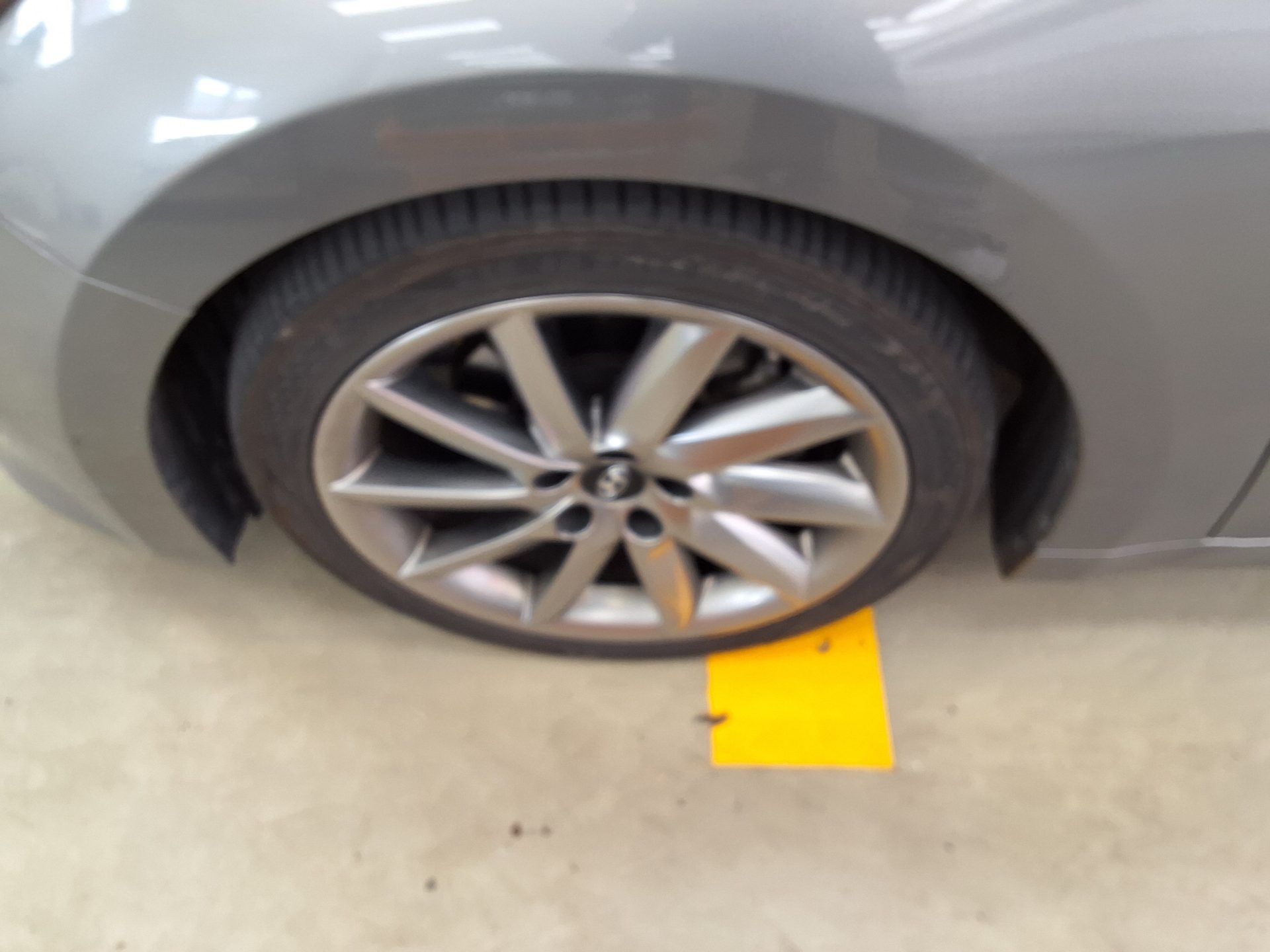 2017 - hyundai aslan