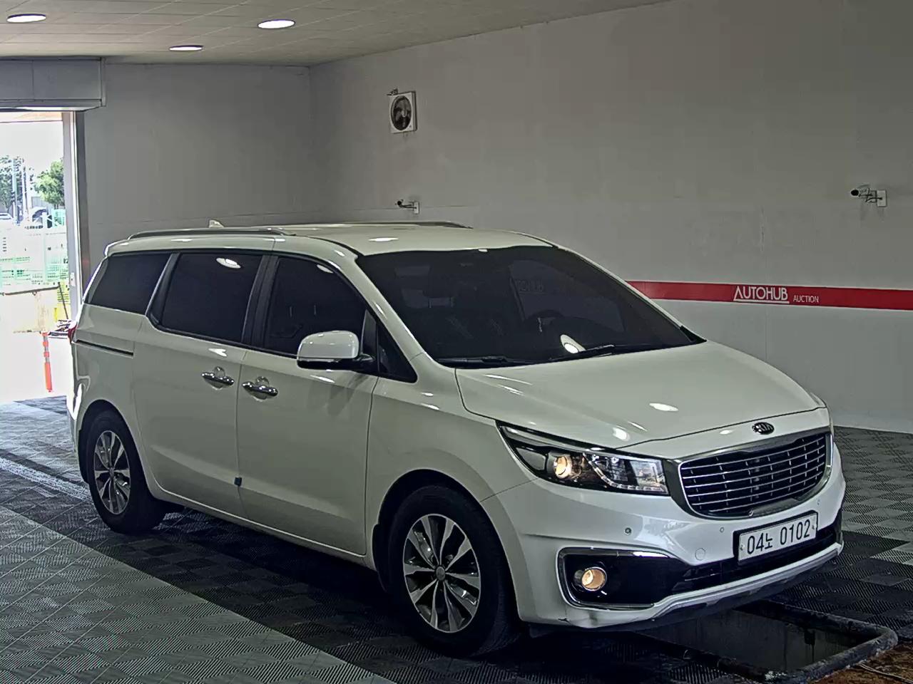 2016 - kia carnival