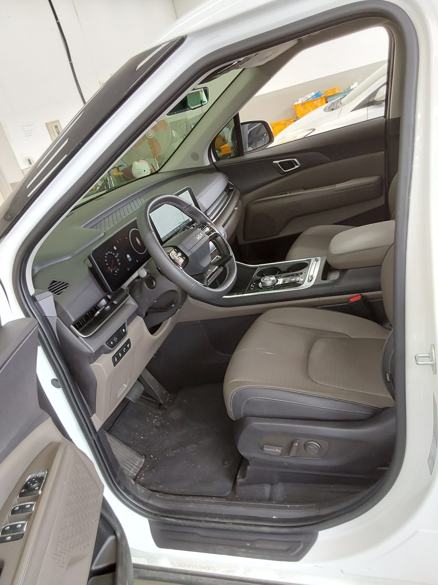2025 - kia carnival