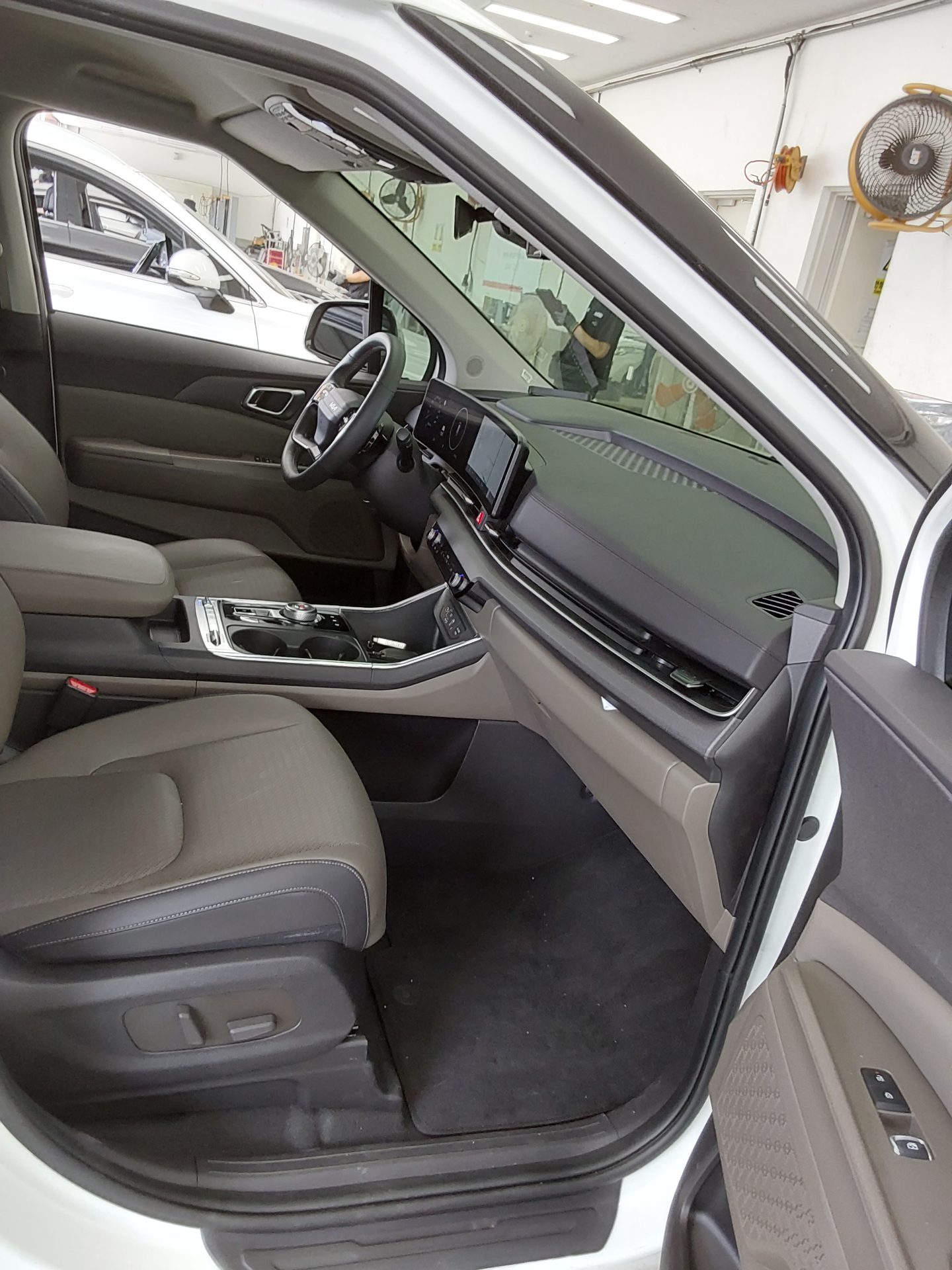 2025 - kia carnival