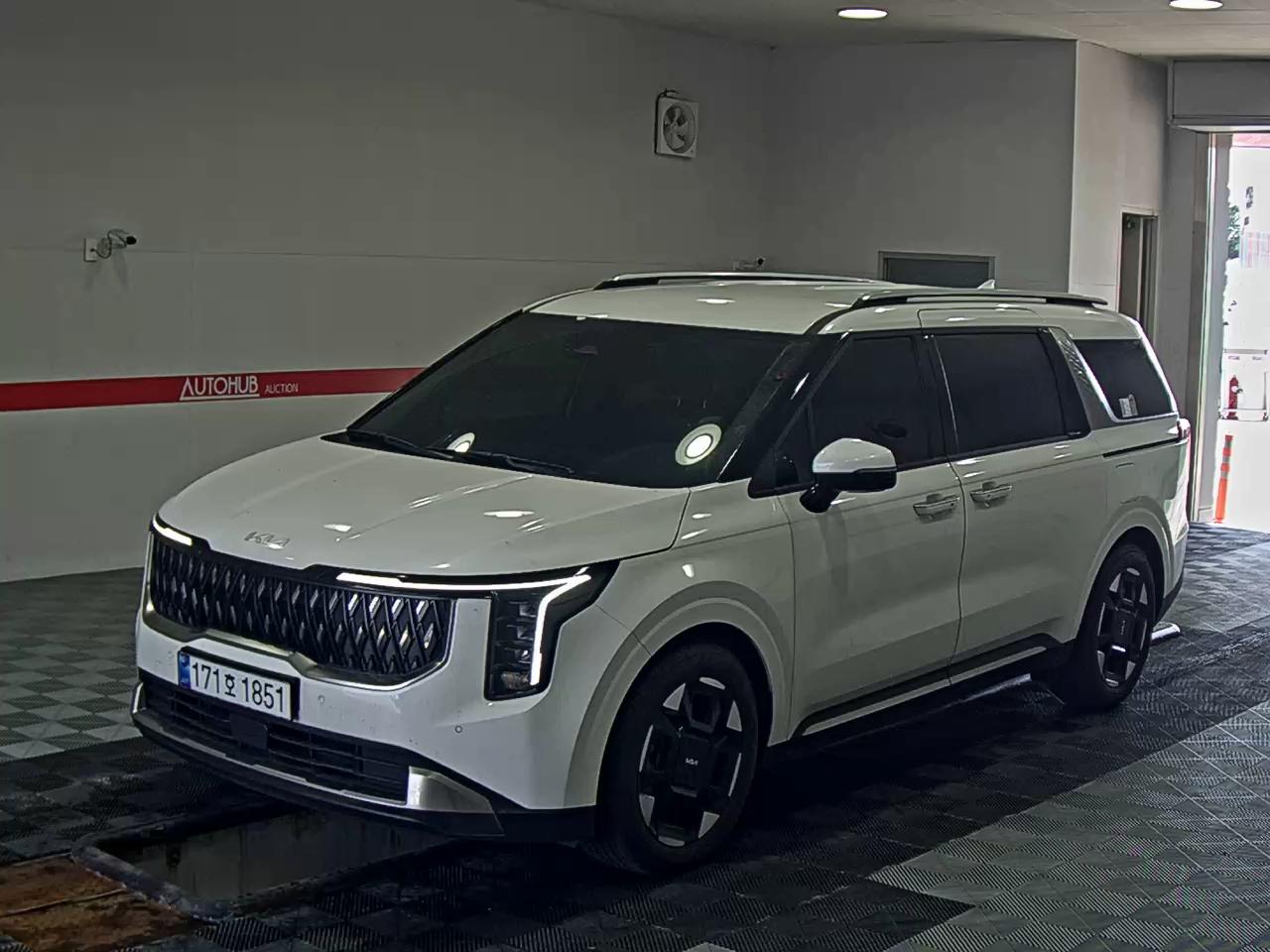 2025 - kia carnival