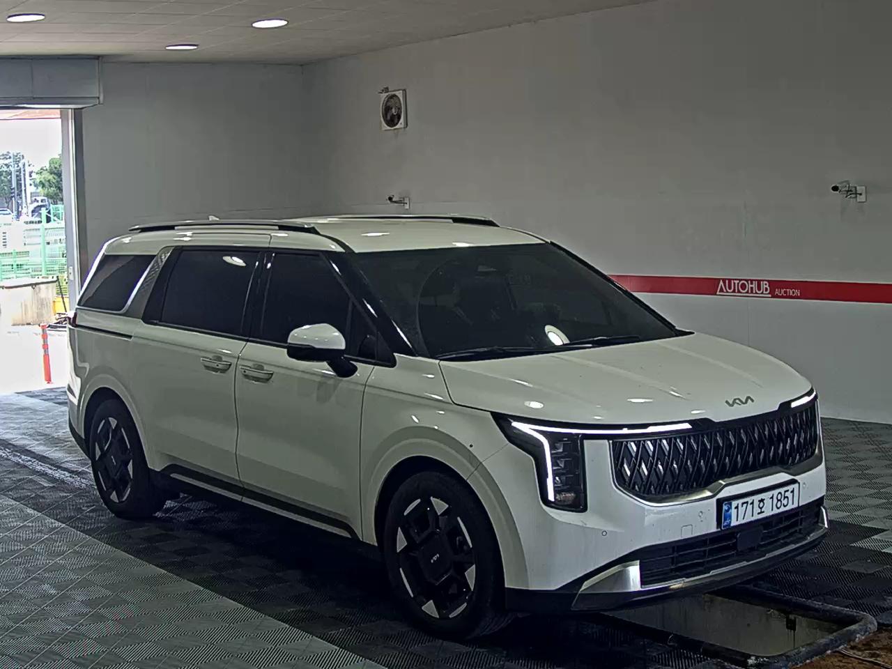 2025 - kia carnival