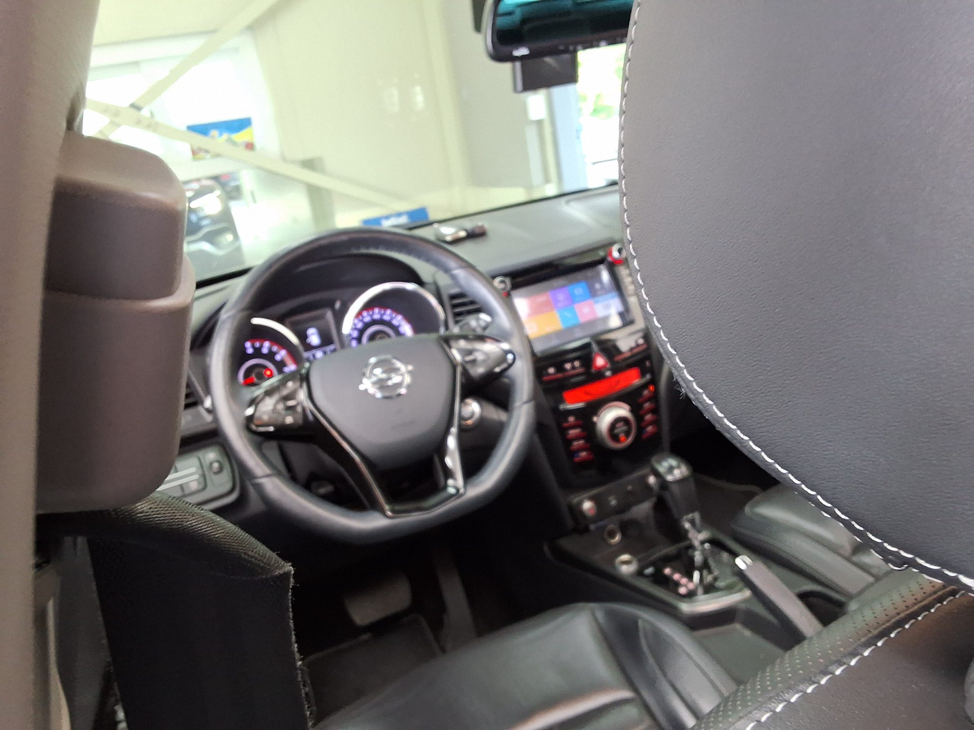 2017 - ssangyong tivoli