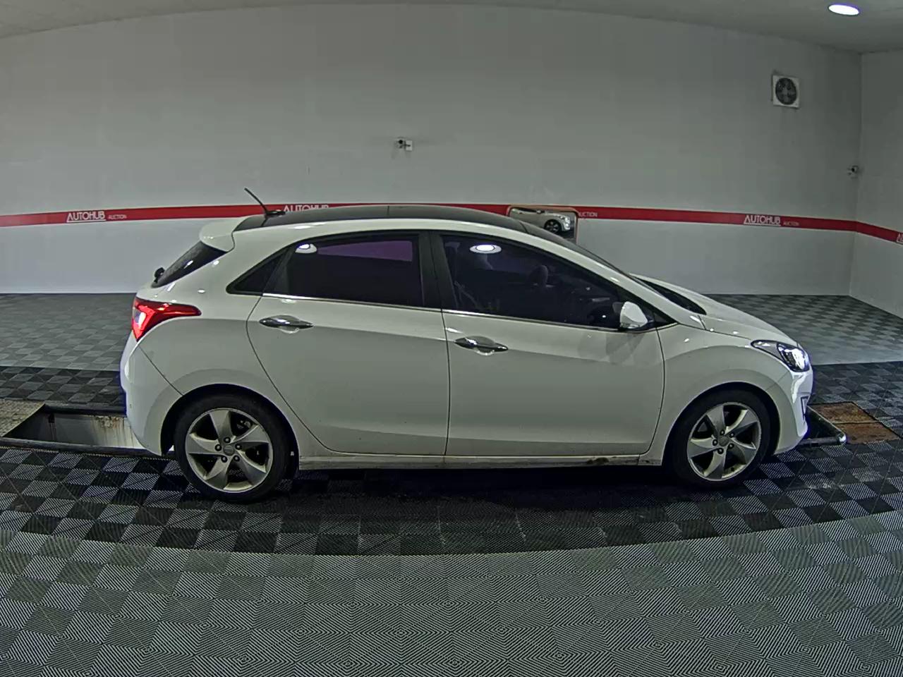 2012 - hyundai i30