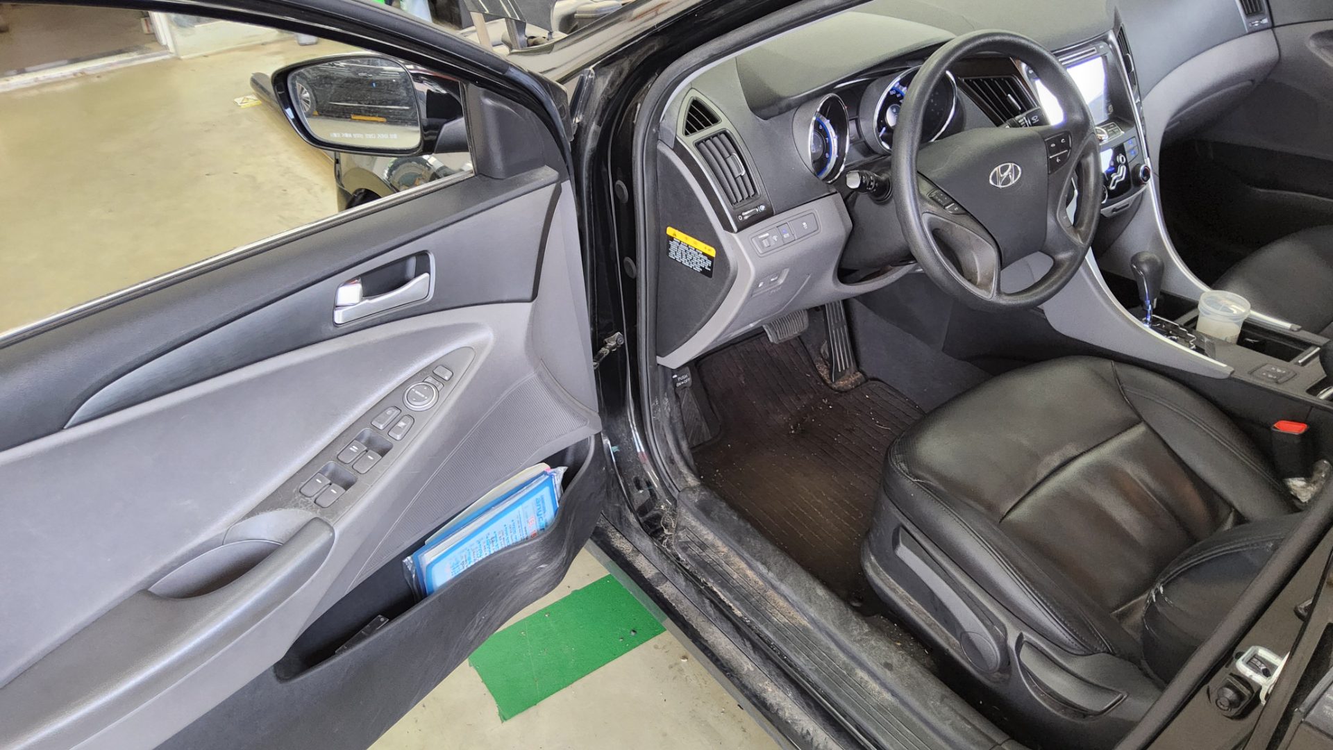 2011 - hyundai sonata