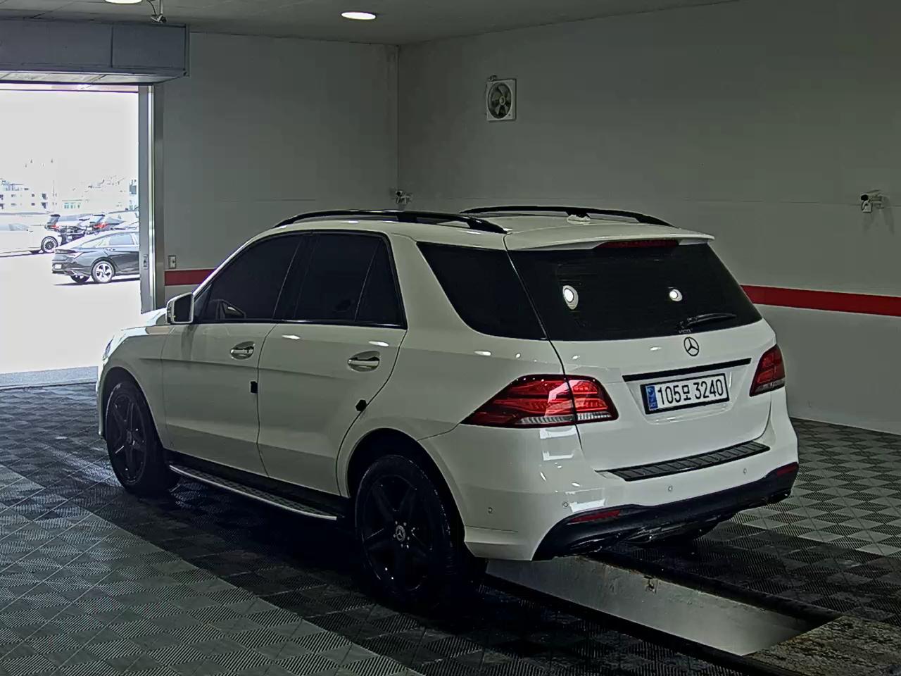 2016 - mercedes-benz gle350 d